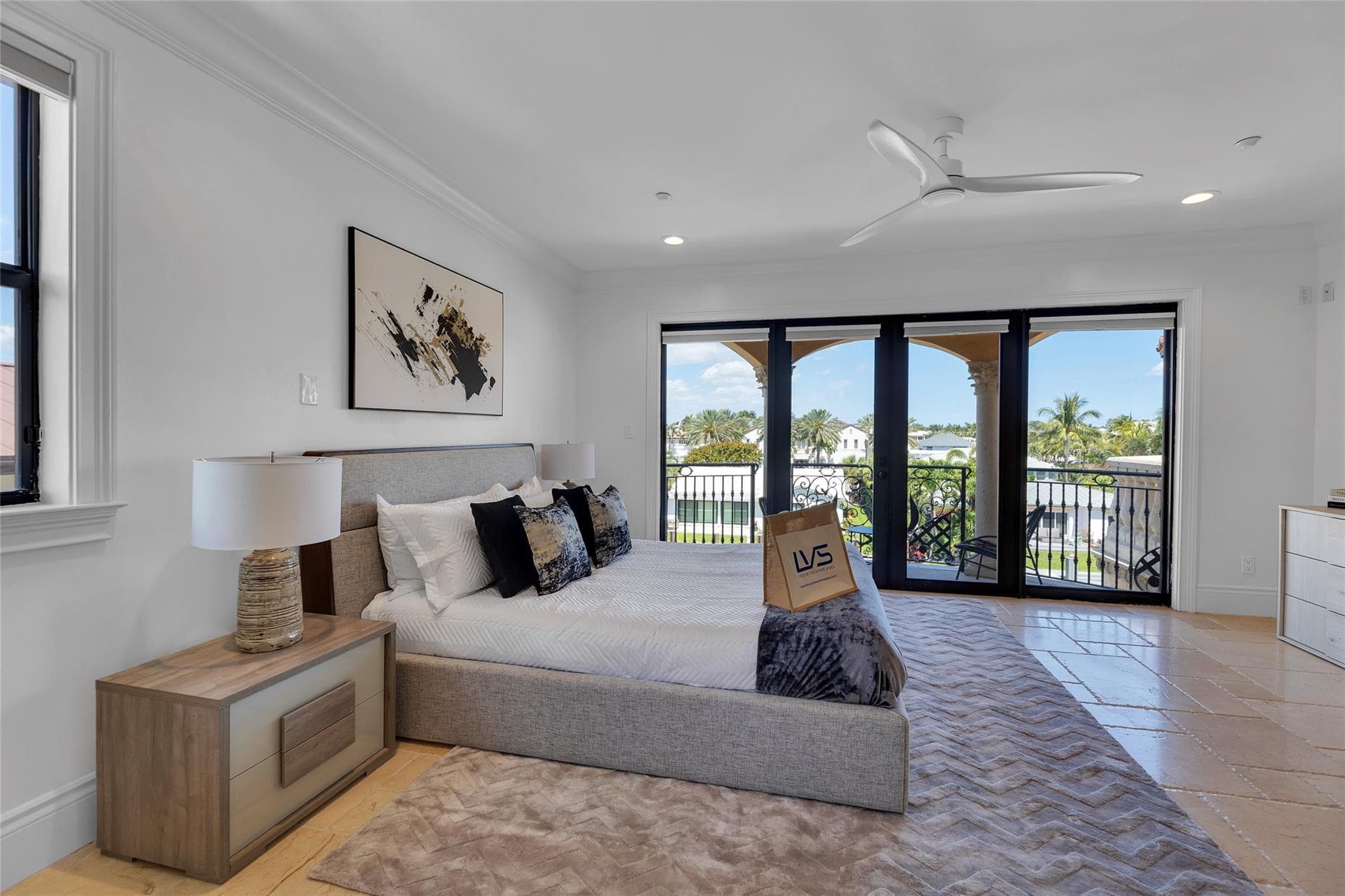 1011 Rhodes Villa Avenue, Delray Beach, FL 33483 — photo 14 of 104