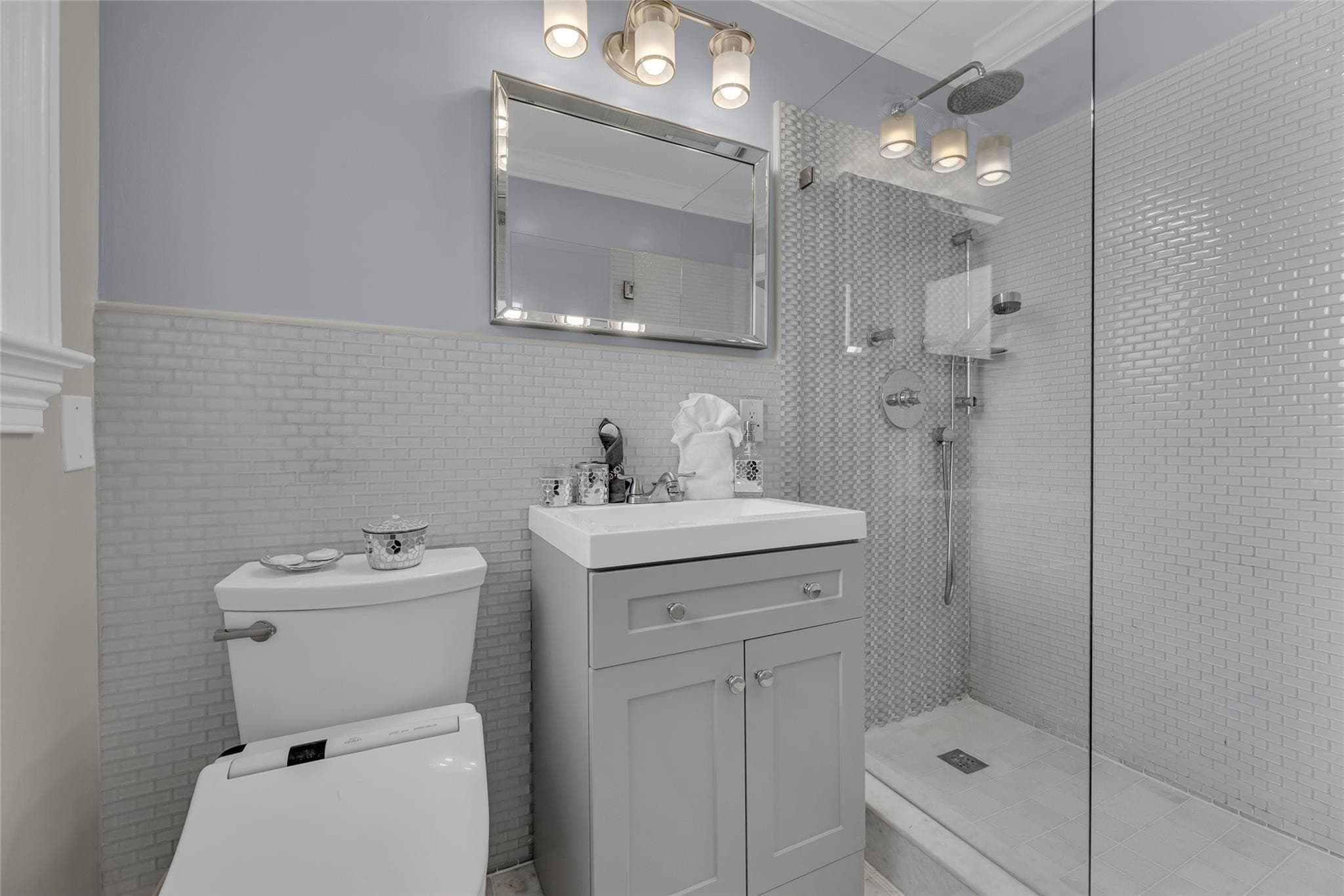 272 Imperial Lane, Lauderdale-By-The-Sea, FL 33308 — photo 15 of 117