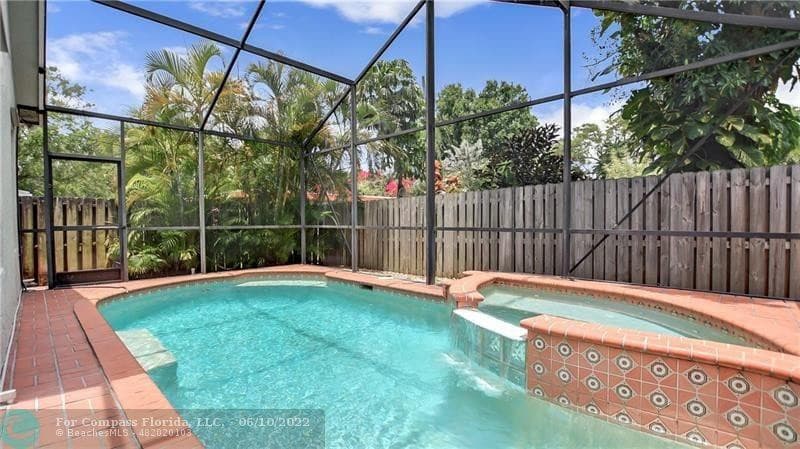 607 SW 15th Street, Fort Lauderdale, FL 33315 — photo 4 of 23