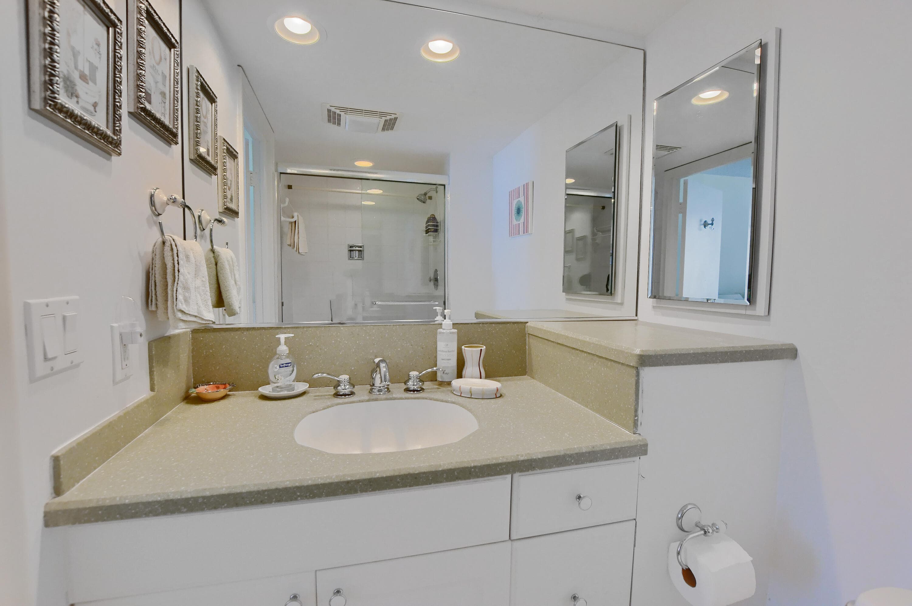 3221 S Ocean Boulevard 308, Highland Beach, FL 33487 — photo 29 of 41