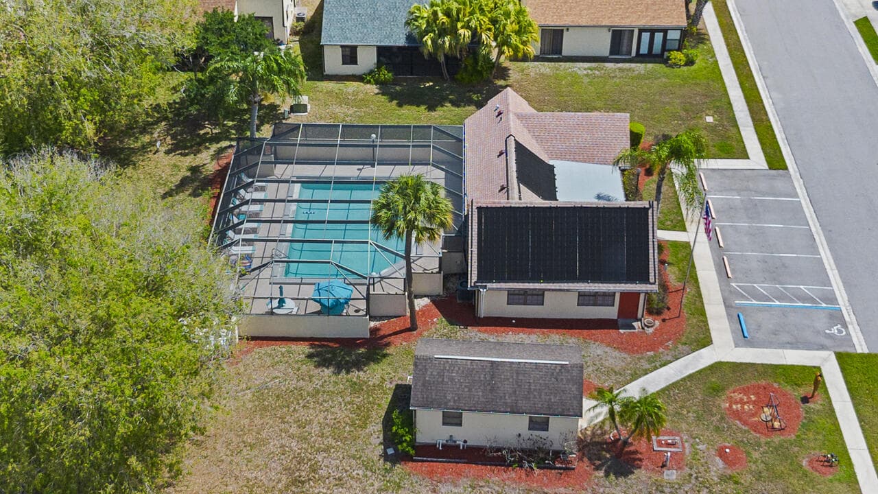 2363 SE Breckenridge Circle, Port St. Lucie, FL 34952 — photo 11 of 38
