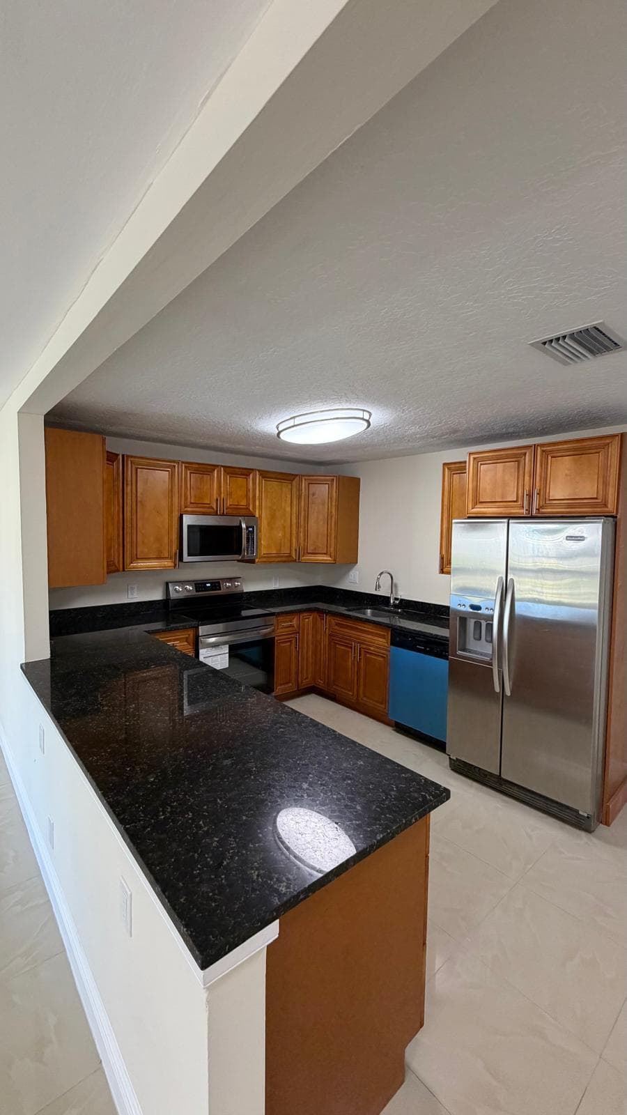 4081 NW 35th Avenue, Lauderdale Lakes, FL 33309 — photo 2 of 19
