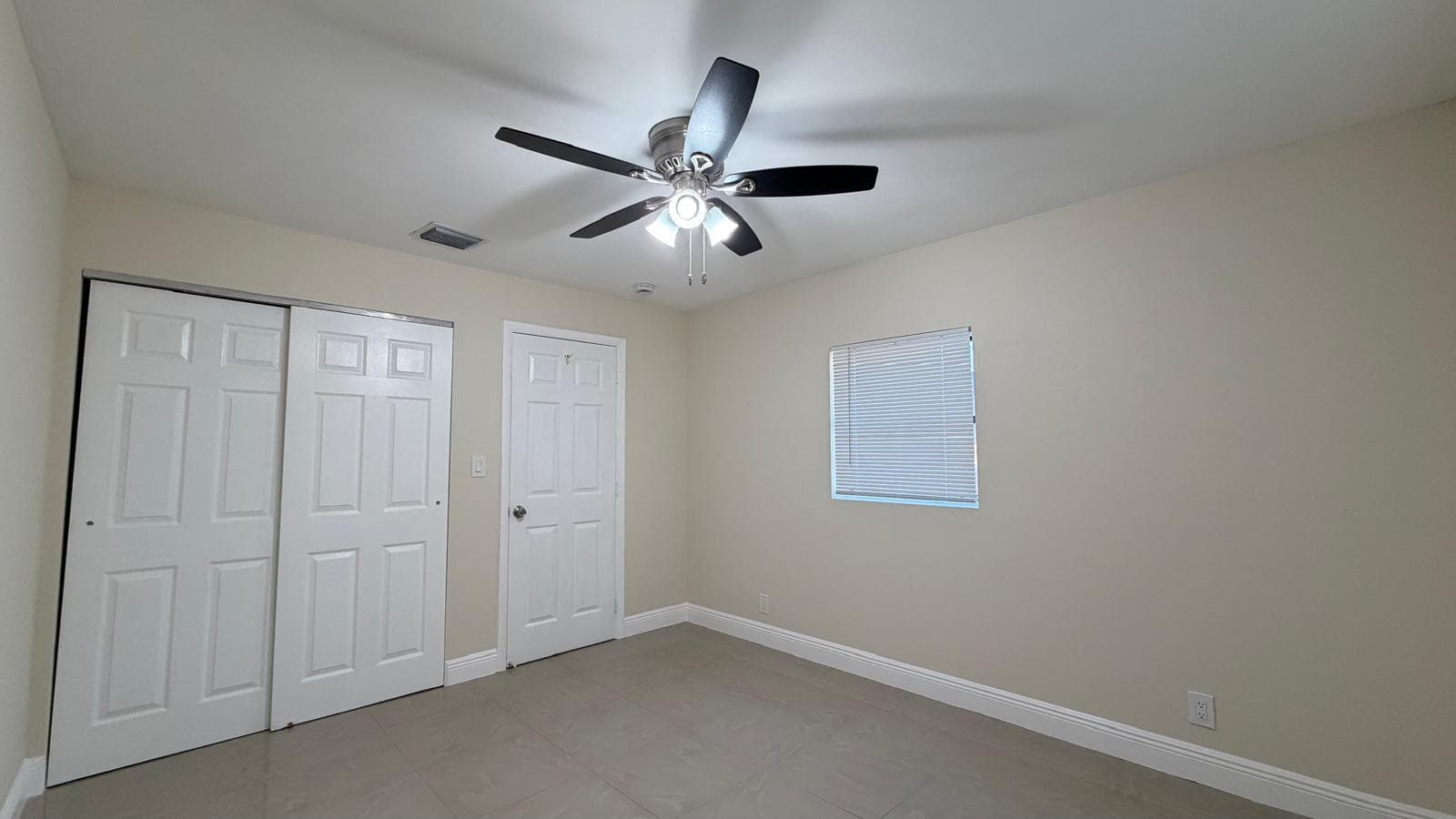4081 NW 35th Avenue, Lauderdale Lakes, FL 33309 — photo 13 of 19
