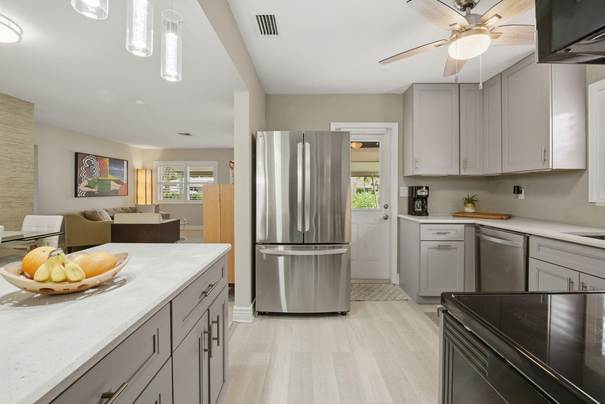 397 NW 48th Street, Oakland Park, FL 33309 — photo 5 of 19
