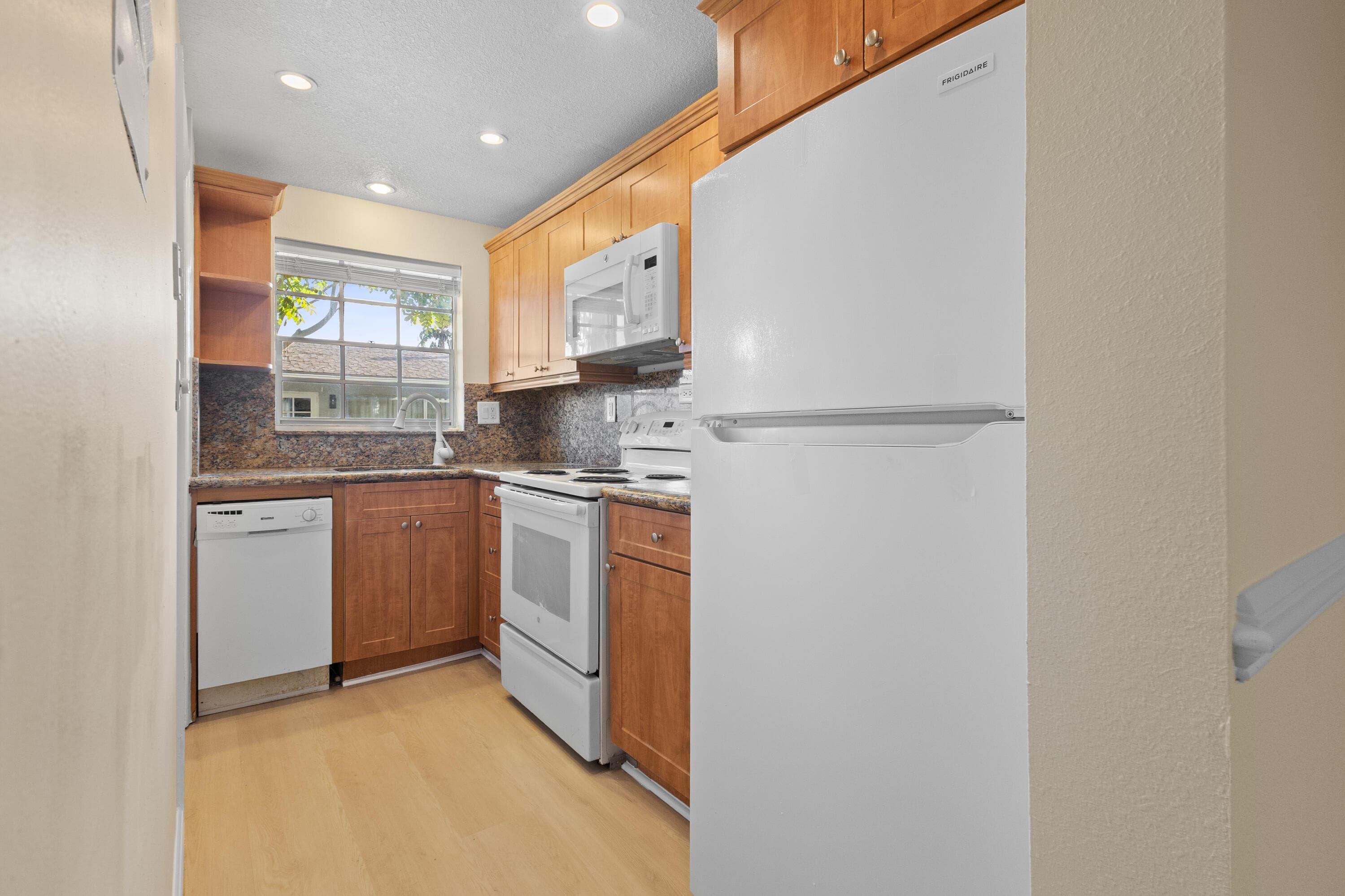 1965 SE 5th Court 104, Pompano Beach, FL 33060 — photo 11 of 24