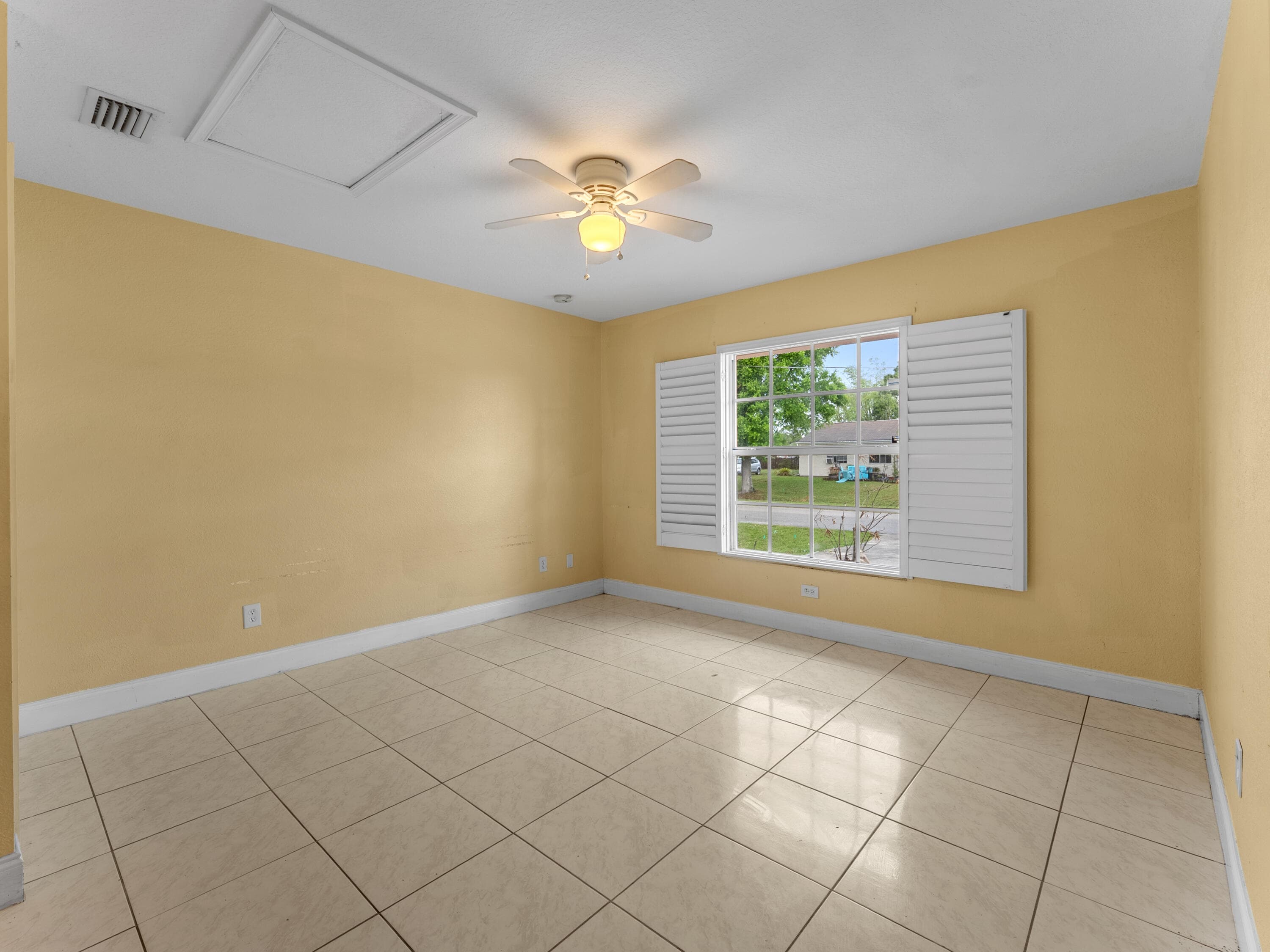 430 SE Thanksgiving Avenue, Port St. Lucie, FL 34984 — photo 33 of 38