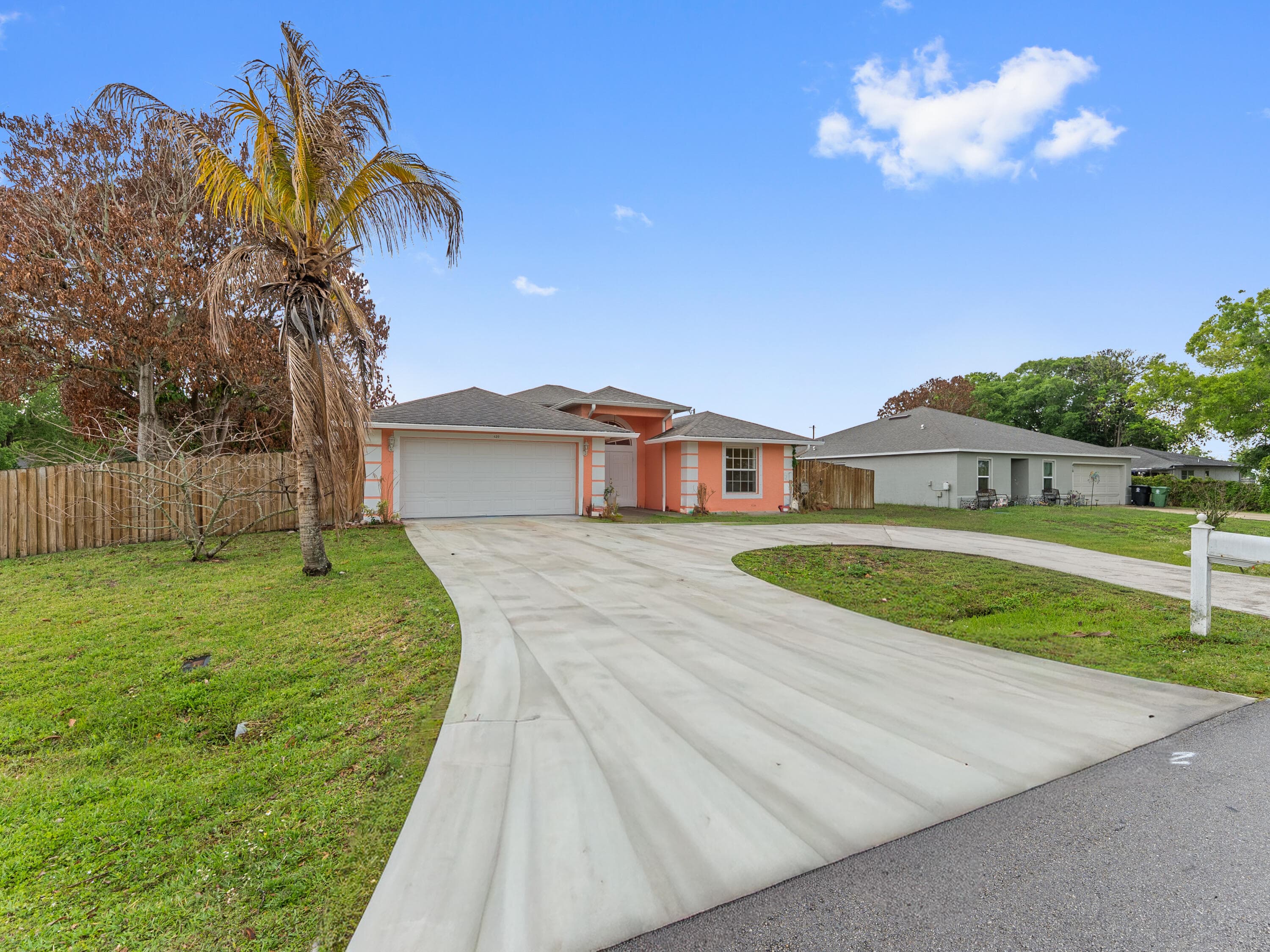 430 SE Thanksgiving Avenue, Port St. Lucie, FL 34984 — photo 3 of 38