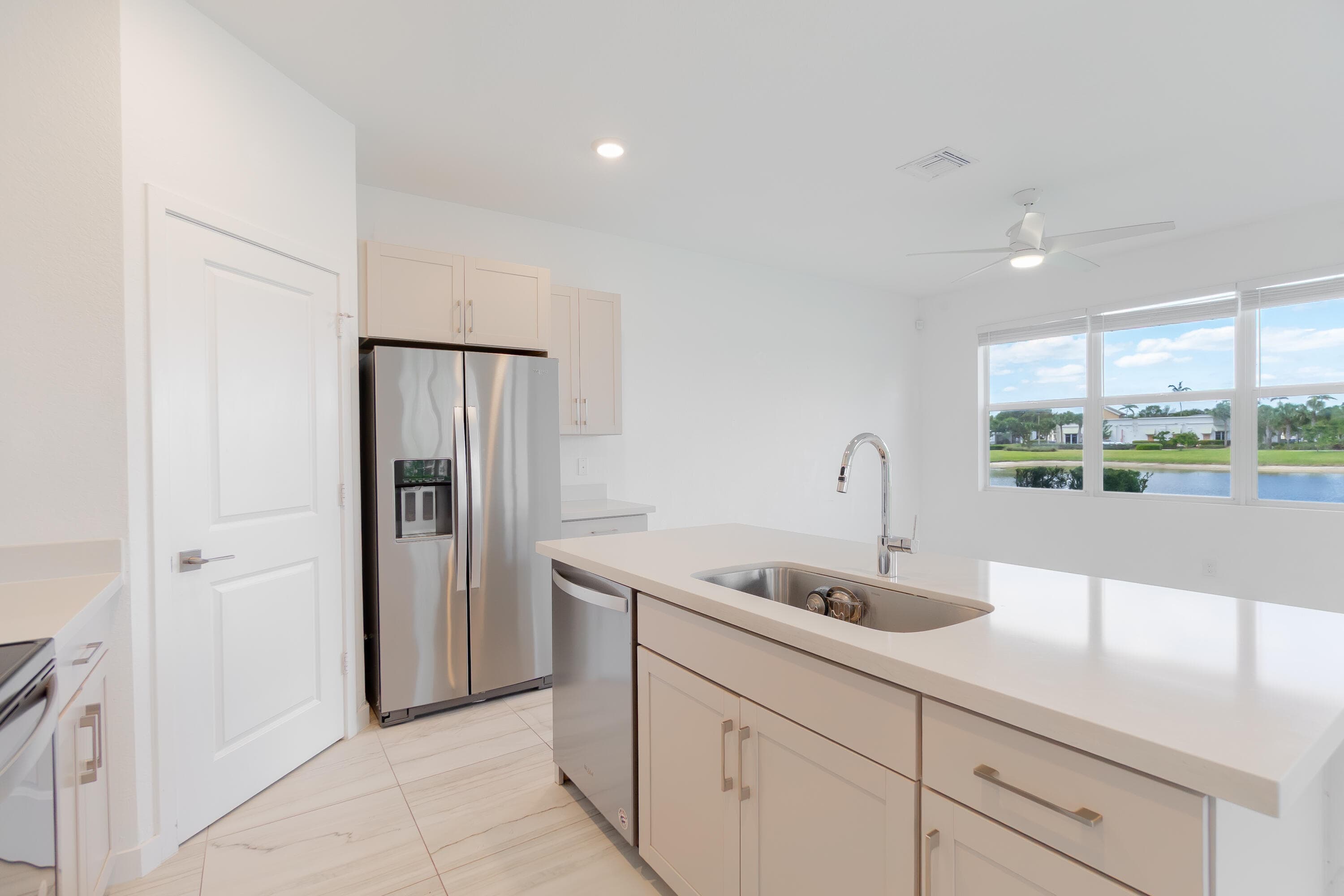 8618 Via Mar, Lake Worth, FL 33467 — photo 3 of 26