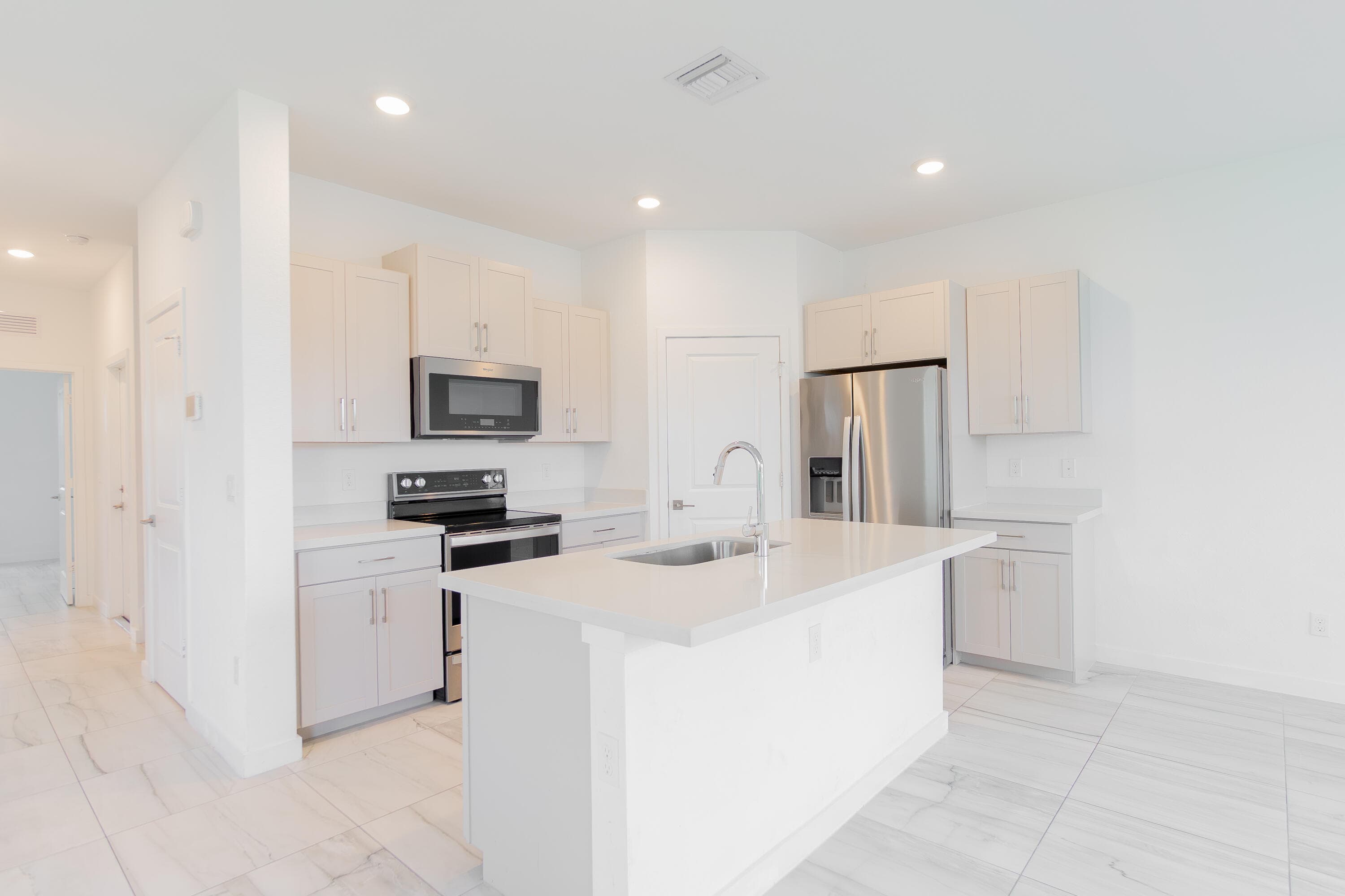 8618 Via Mar, Lake Worth, FL 33467 — photo 4 of 26