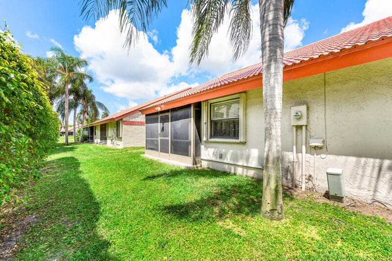 7888 Lexington Club Boulevard B, Delray Beach, FL 33446 — photo 16 of 23