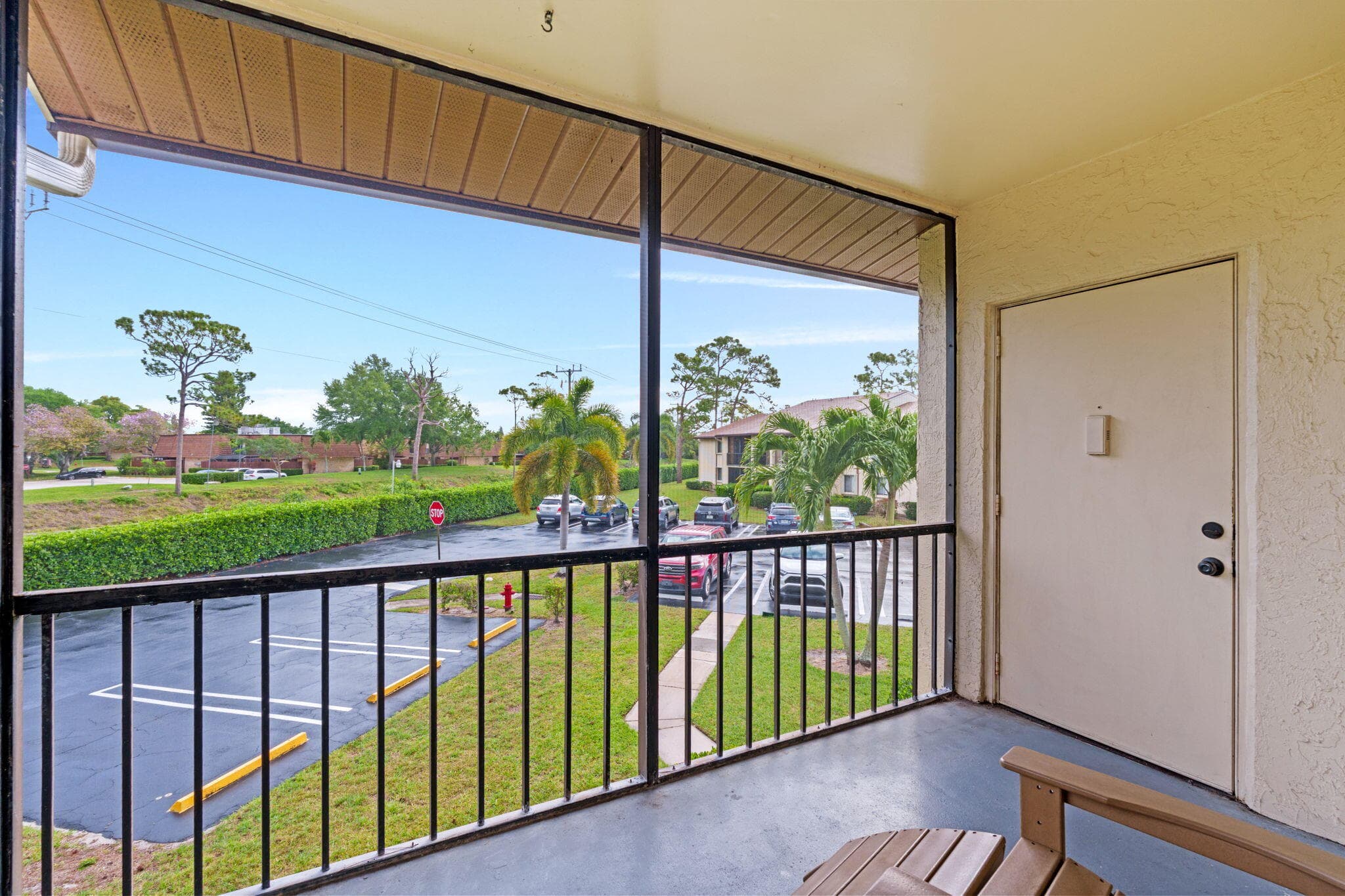 322 Knotty Pine Circle D2, Greenacres, FL 33463 — photo 5 of 32
