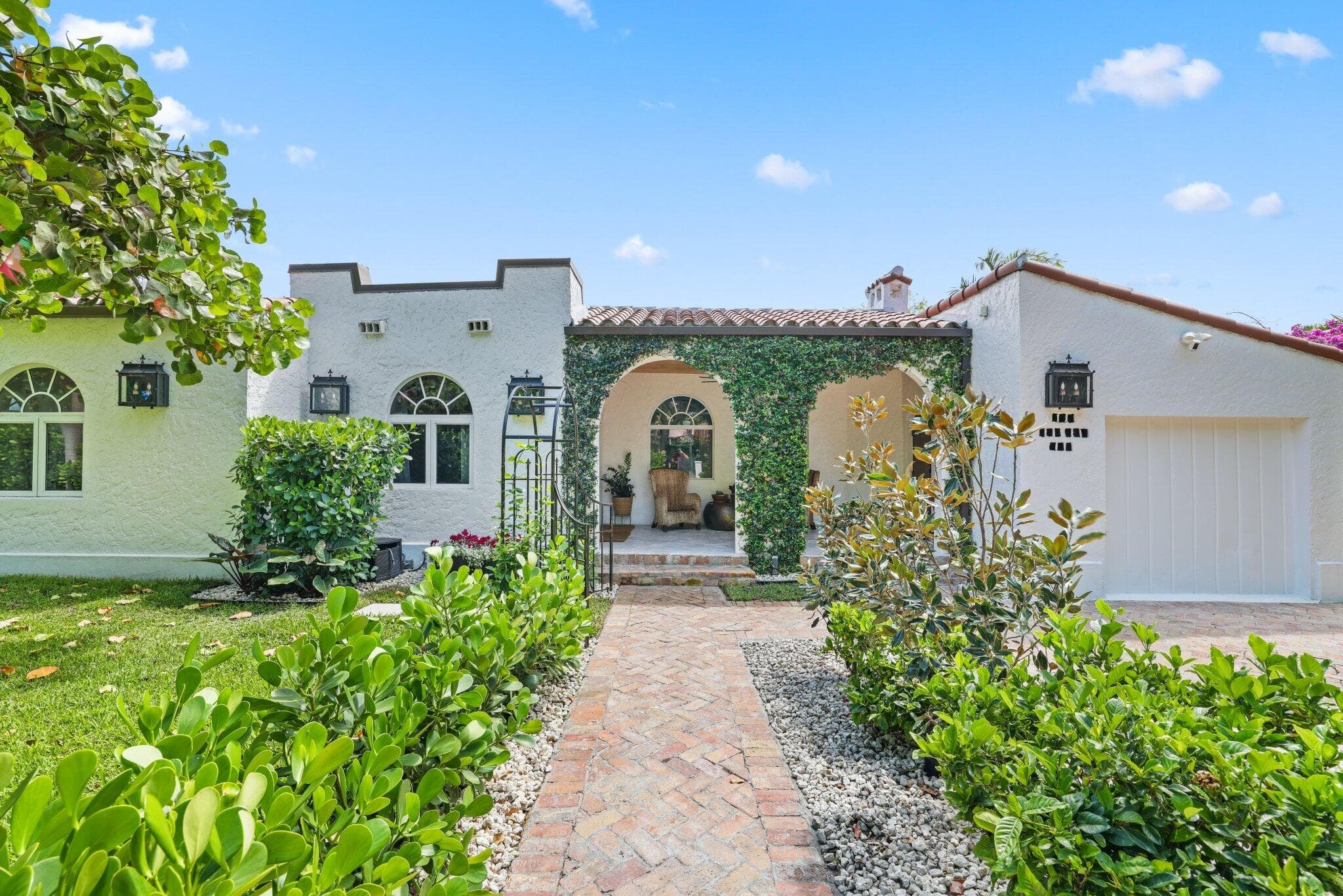 706 Sunset Road, West Palm Beach, FL 33401 — photo 2 of 80