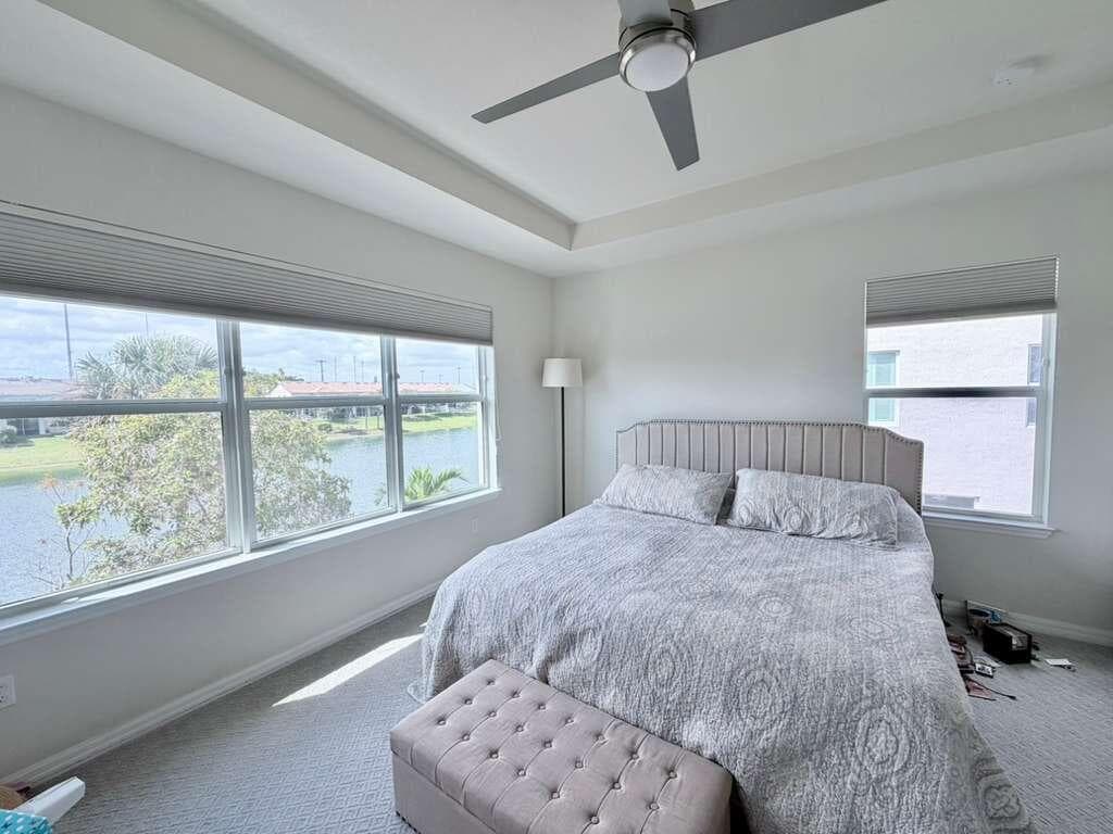 4924 Greenway Drive, Hollywood, FL 33021 — photo 33 of 48