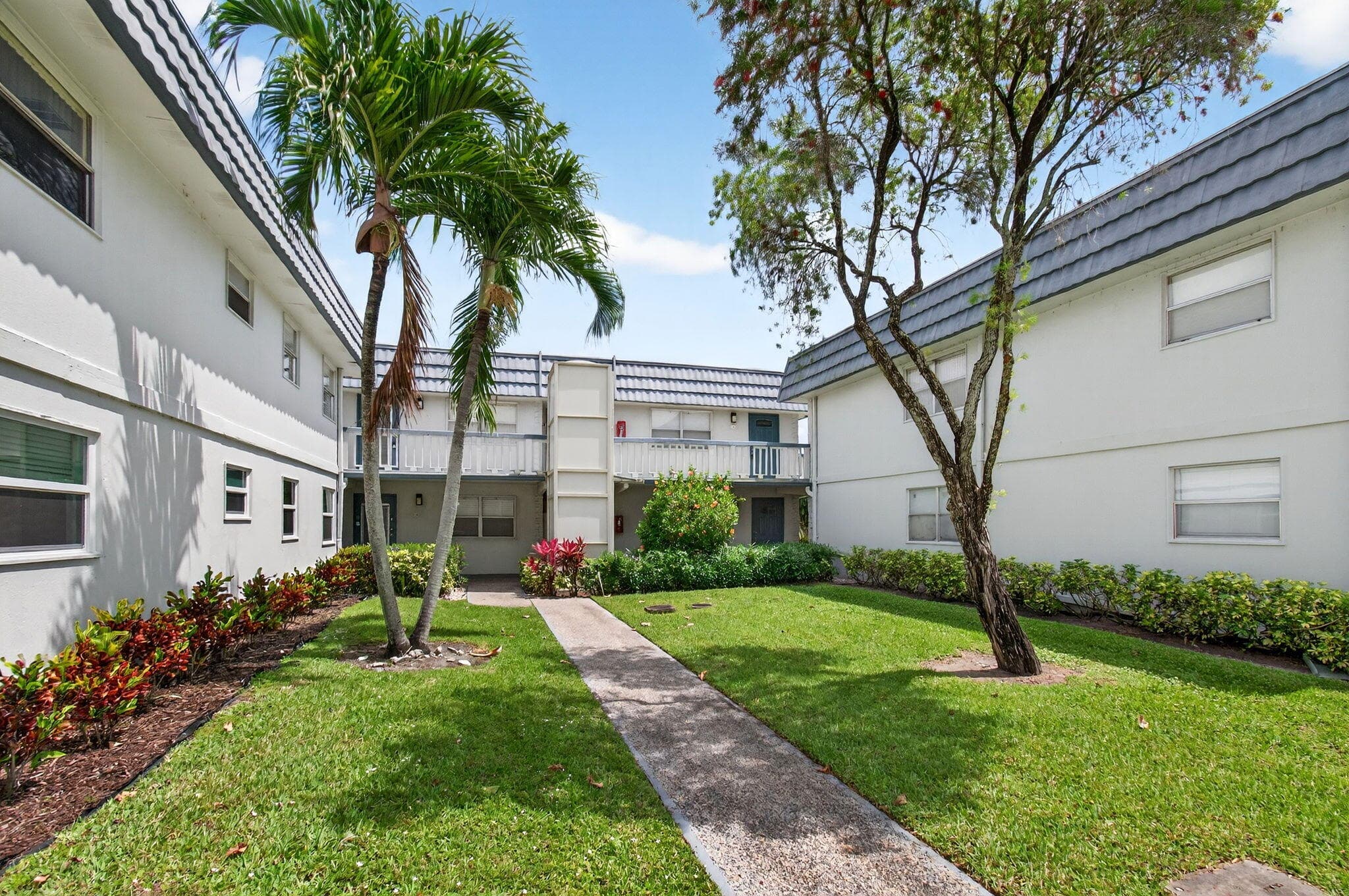 186 Tuscany C, Delray Beach, FL 33446 — photo 1 of 71