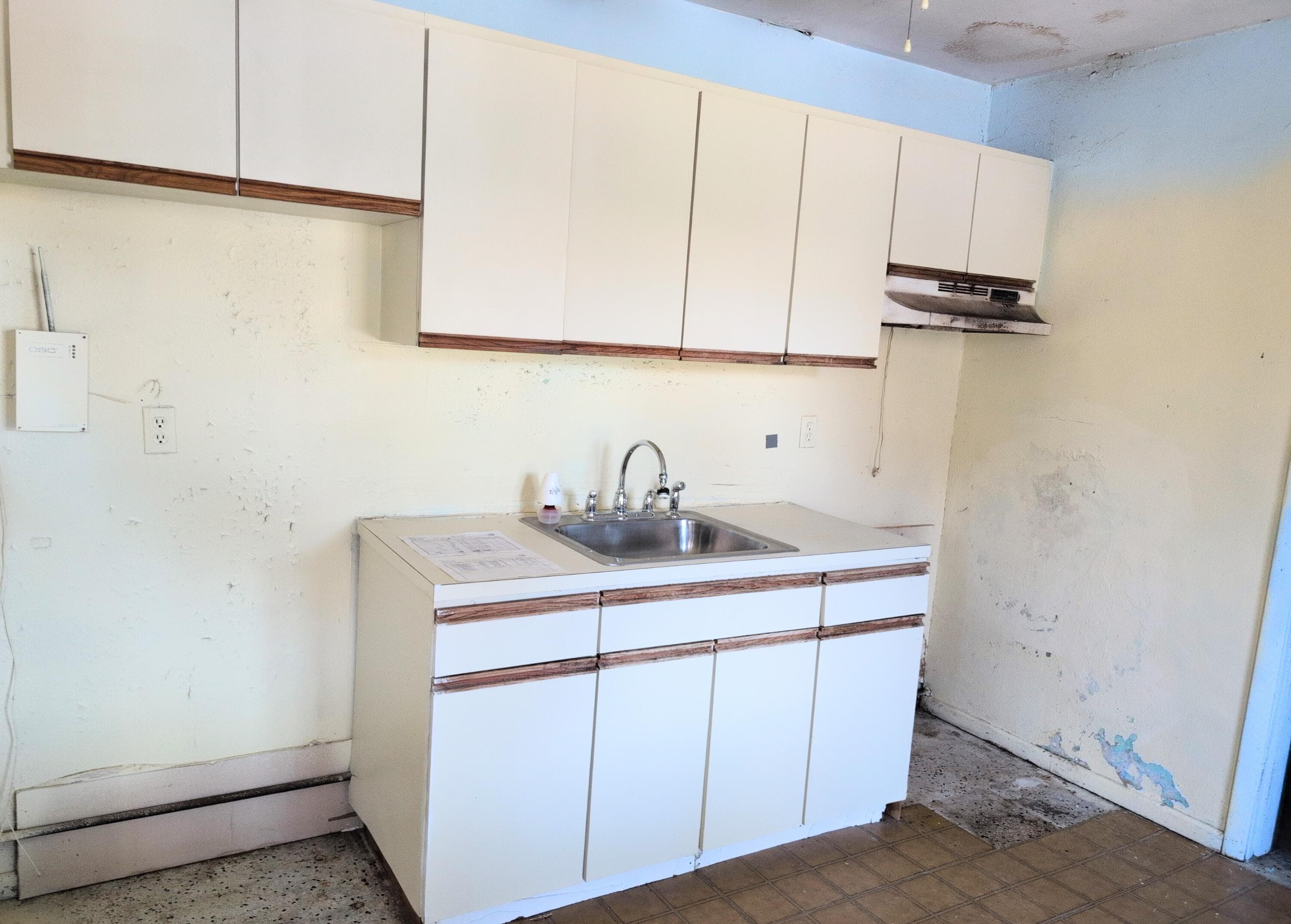 1606 Avenue H, Fort Pierce, FL 34950 — photo 4 of 9