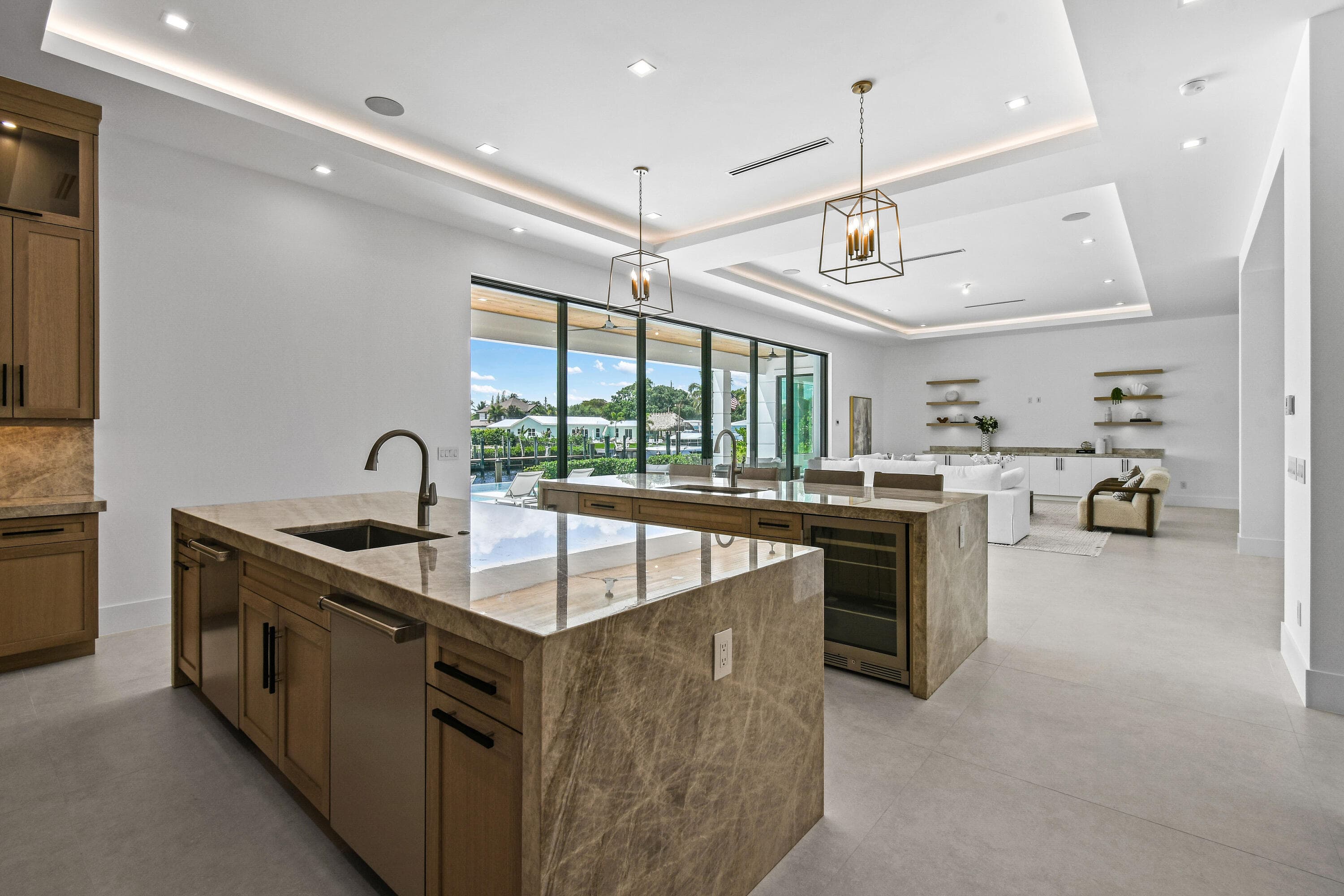 2408 Azure Circle, Palm Beach Gardens, FL 33410 — photo 13 of 76