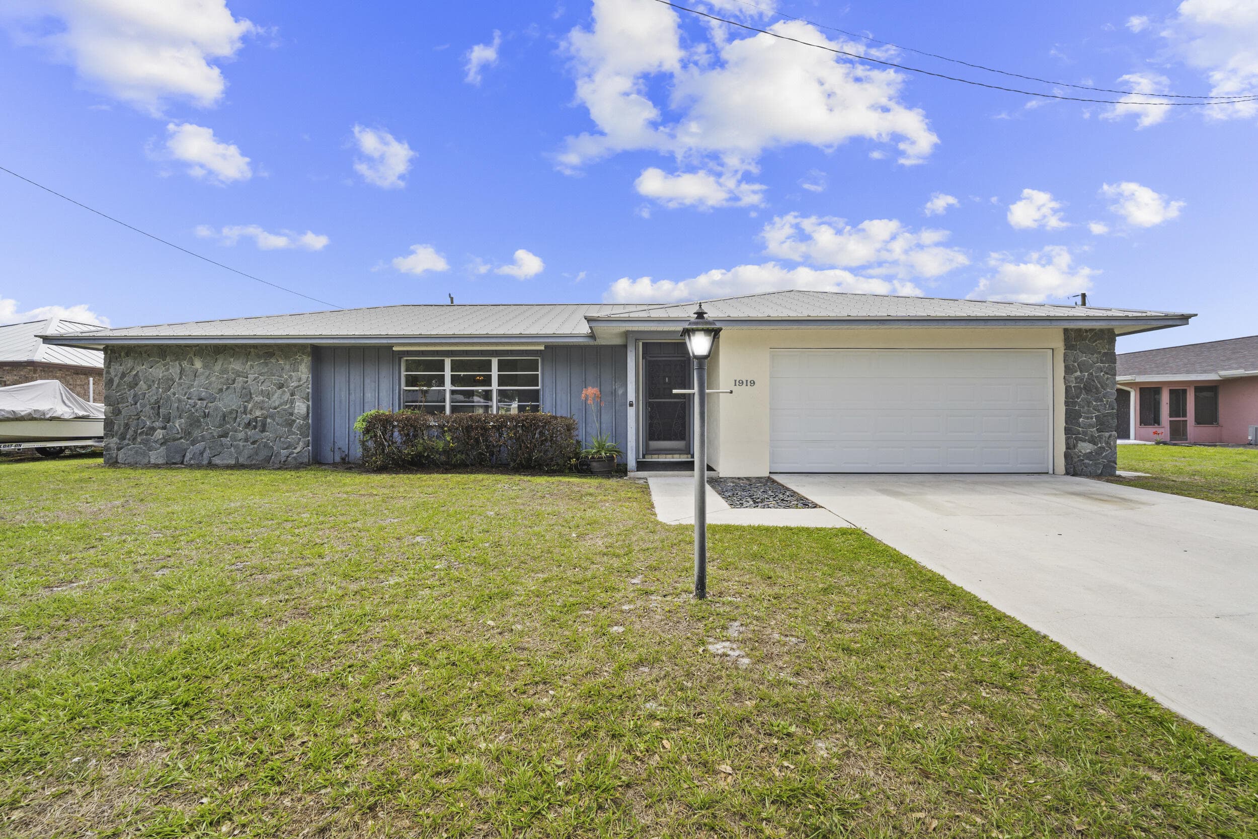 1919 Quail Court, Fort Pierce, FL 34982 — photo 1 of 33