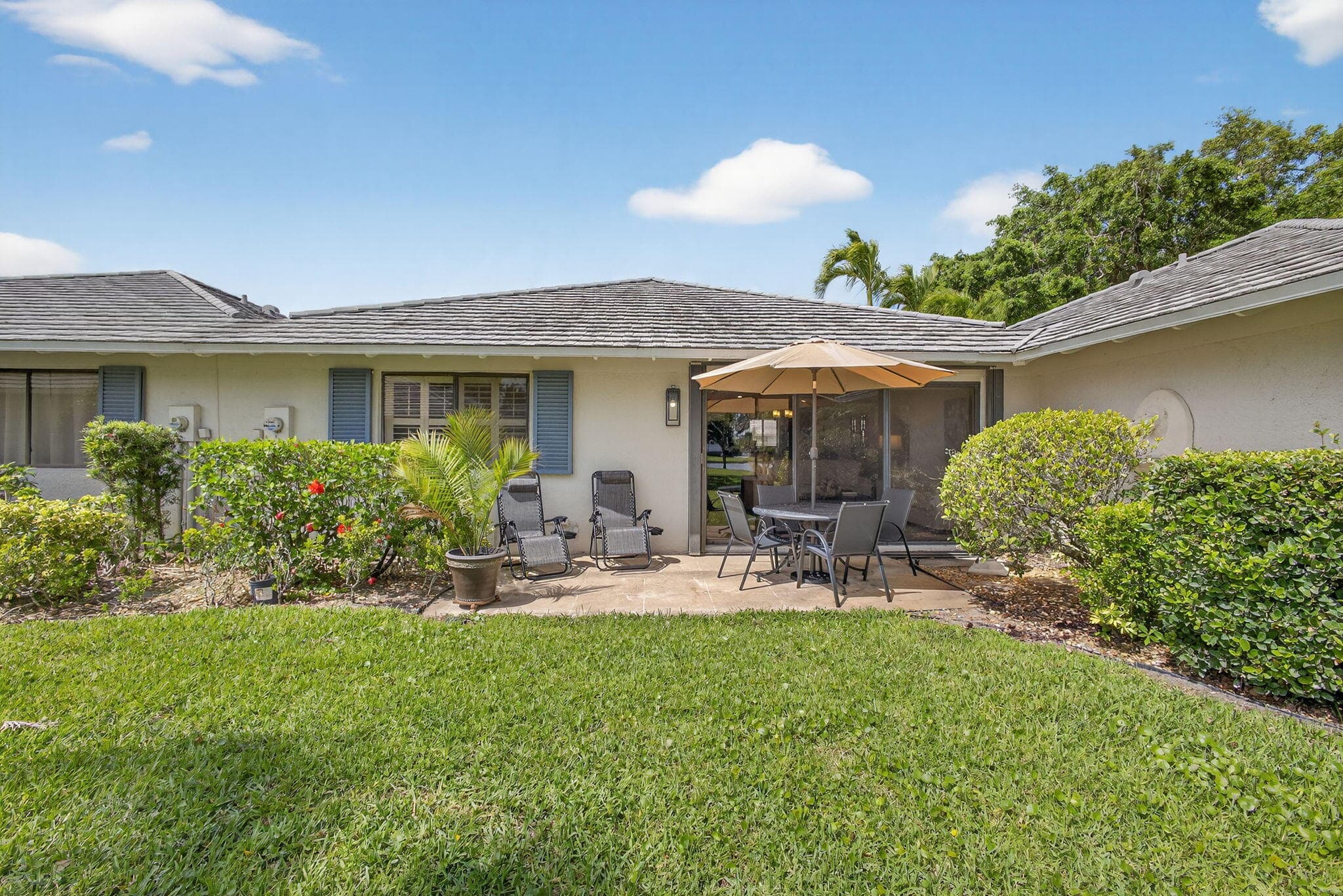 119 Club Drive, Palm Beach Gardens, FL 33418 — photo 32 of 47
