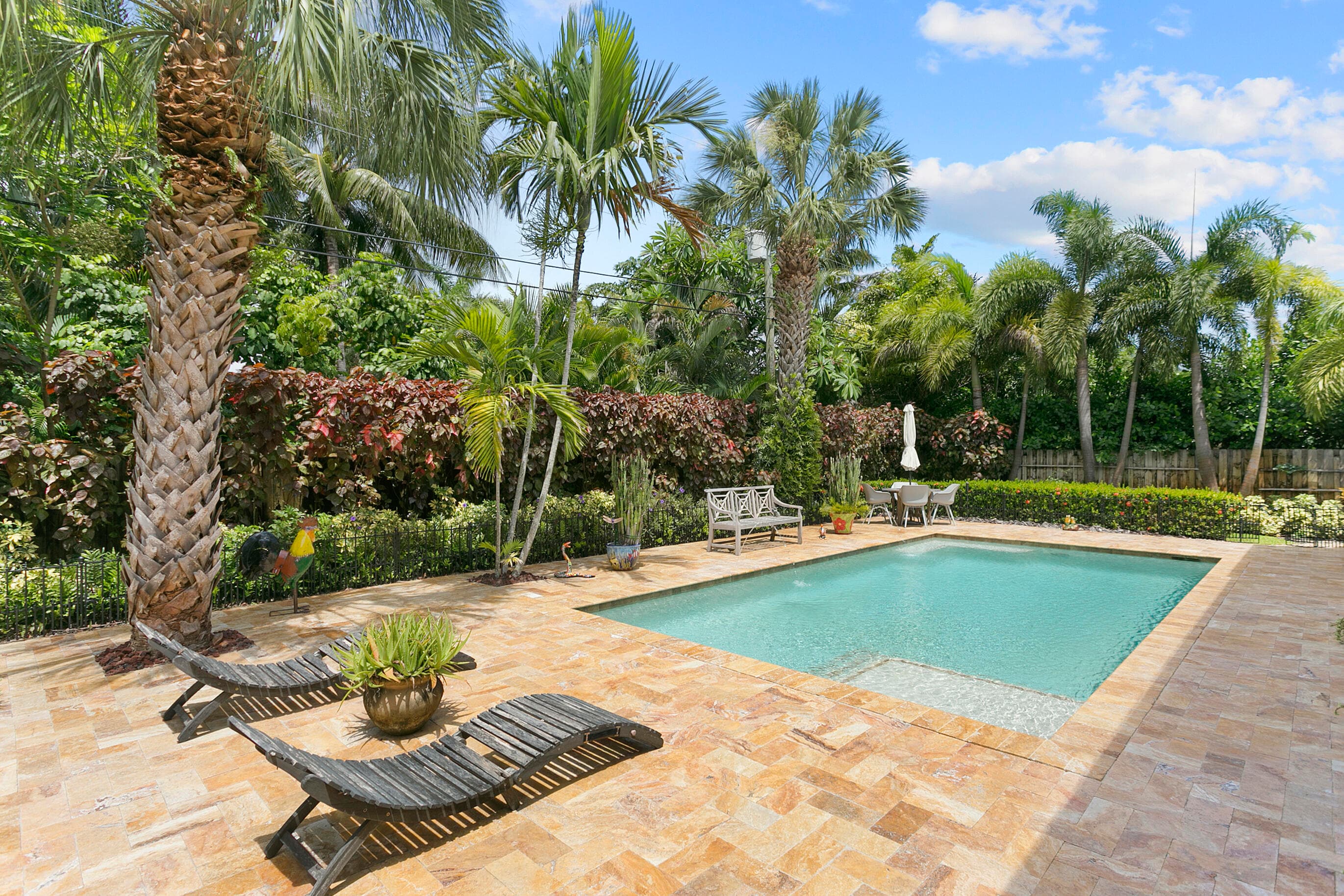 2701 NE 2nd Avenue, Wilton Manors, FL 33334 — photo 13 of 34