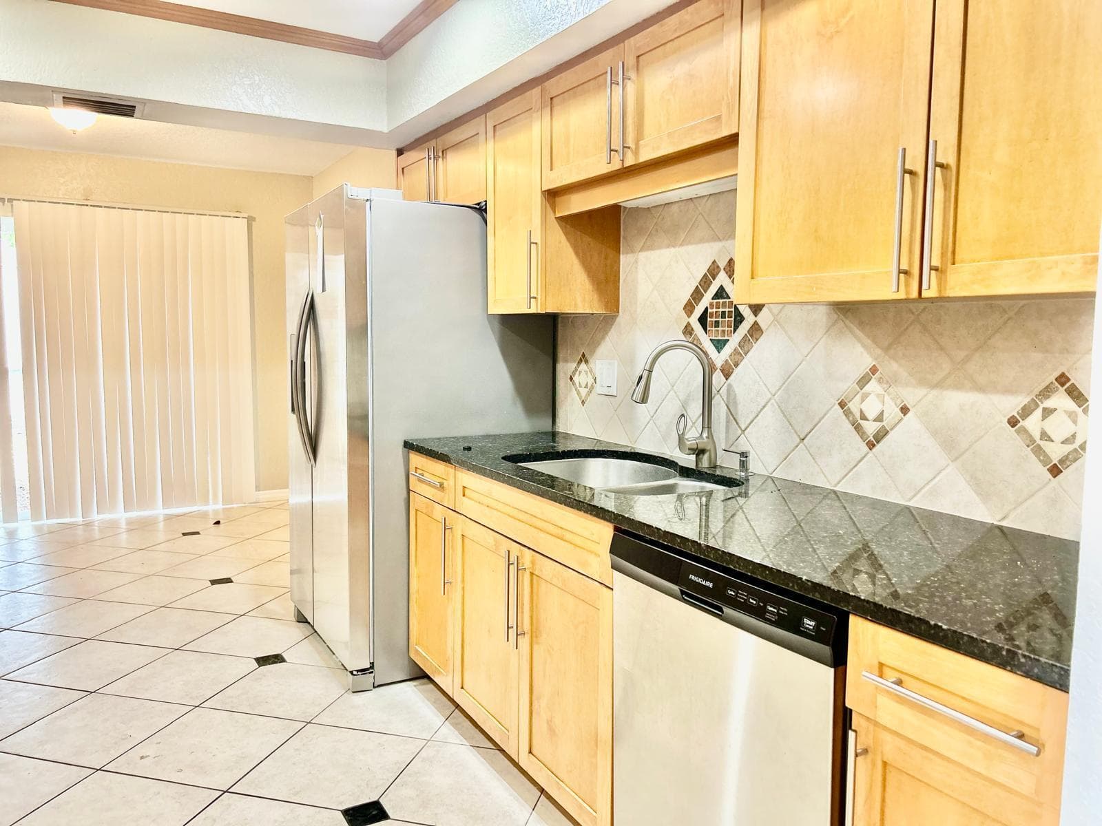 222 NW 92nd Terrace, Coral Springs, FL 33071 — photo 6 of 22