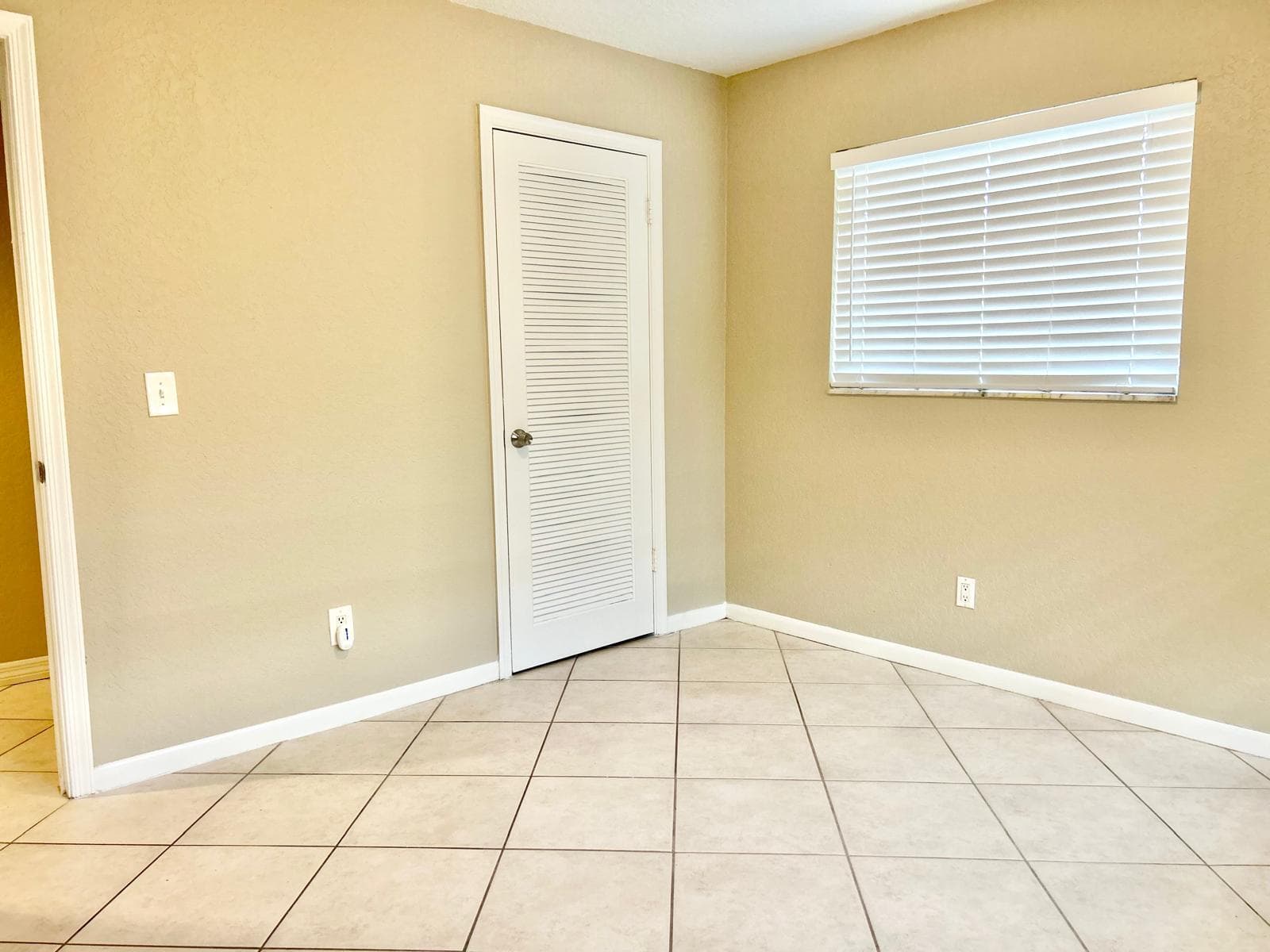 222 NW 92nd Terrace, Coral Springs, FL 33071 — photo 12 of 22
