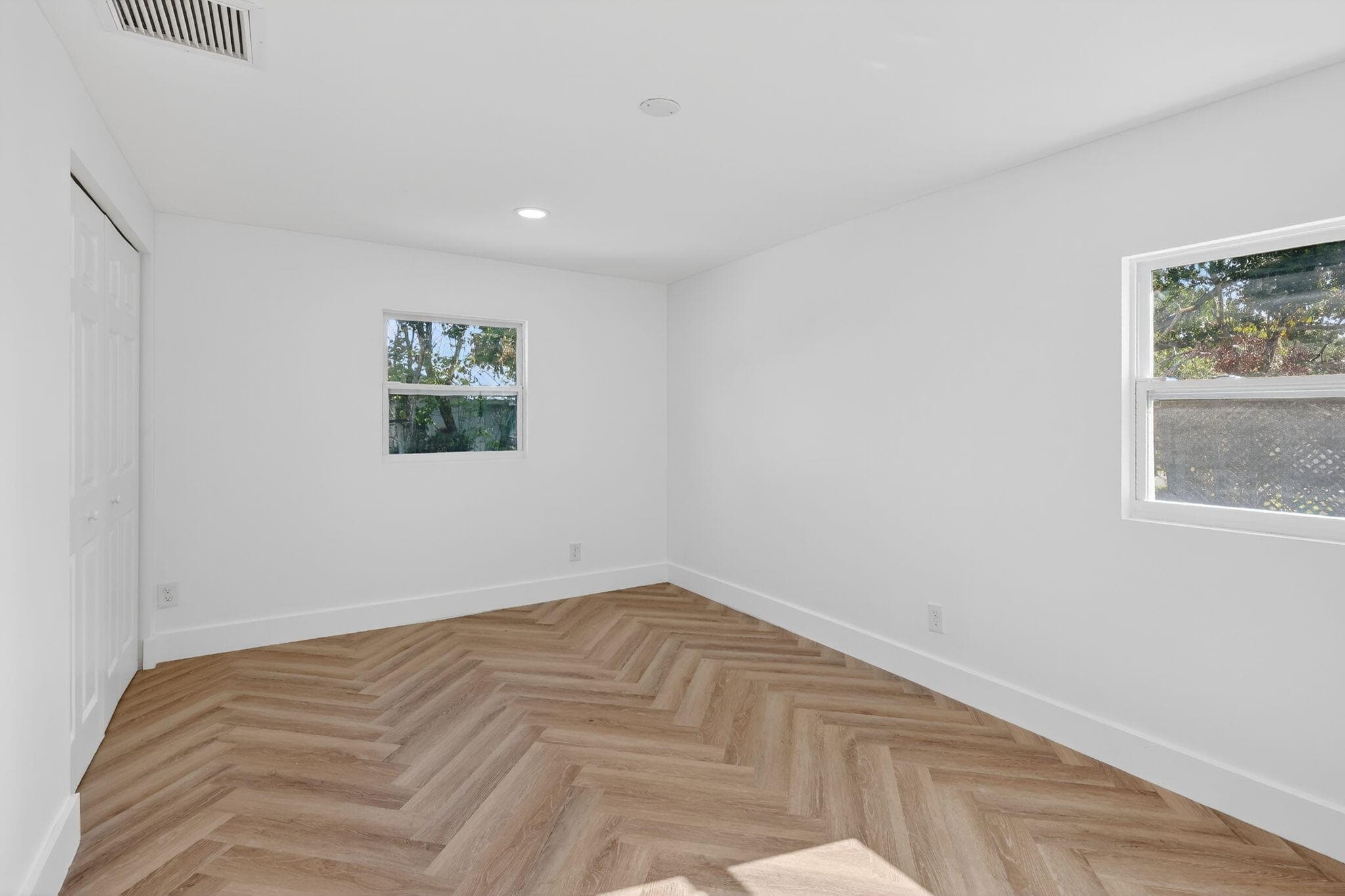 2302 Cortez Boulevard, Fort Pierce, FL 34982 — photo 13 of 25