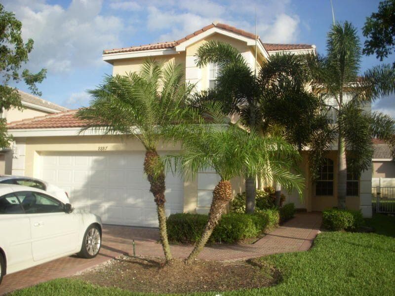 8887 Chestnut Ridge Way, Boynton Beach, FL 33473 — photo 1 of 14
