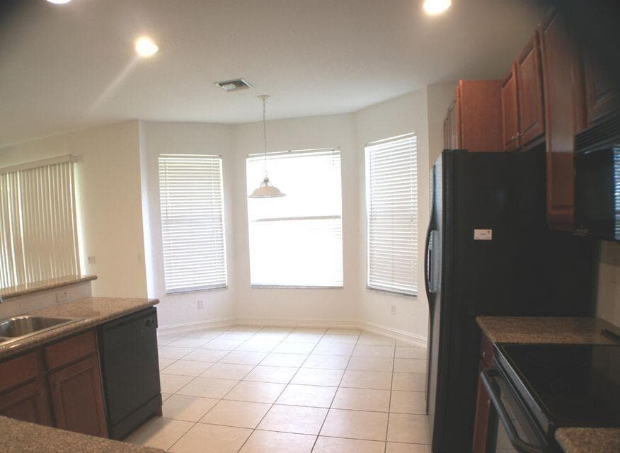 8887 Chestnut Ridge Way, Boynton Beach, FL 33473 — photo 5 of 14