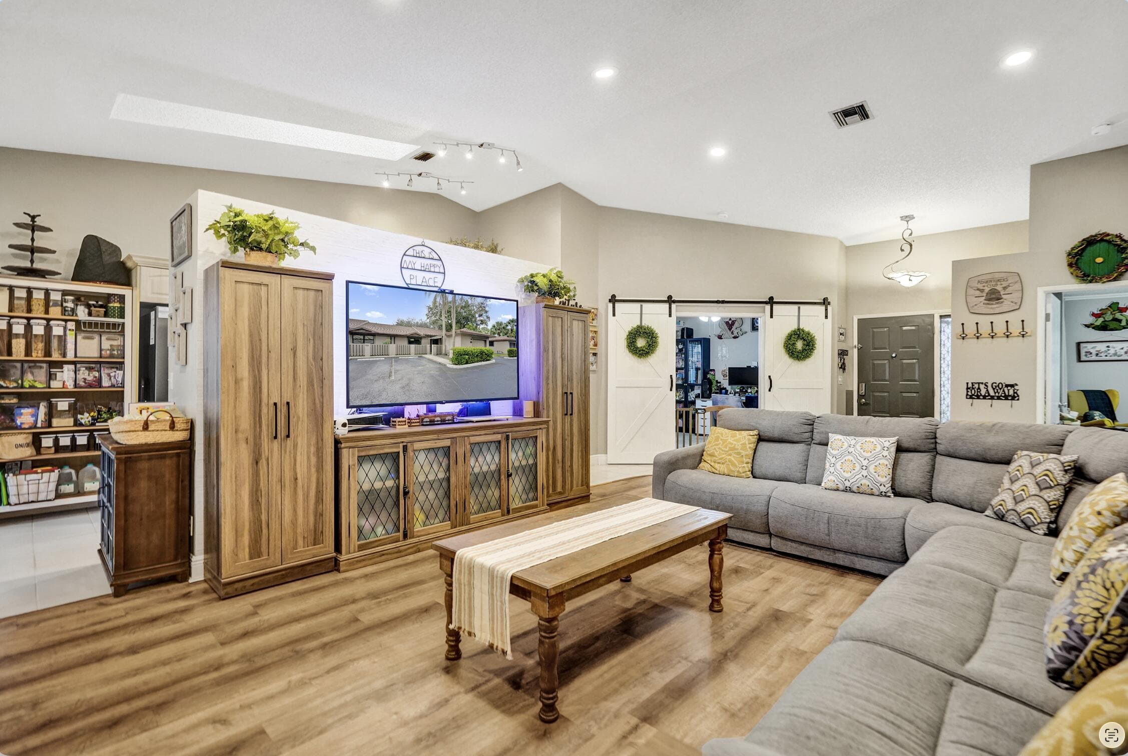 7540 NW 79th Avenue T5, Tamarac, FL 33321 — photo 1 of 94