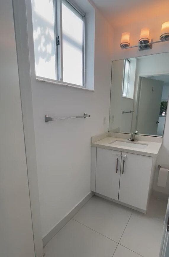 2651 NE 212th Terrace 107, Miami, FL 33180 — photo 8 of 8
