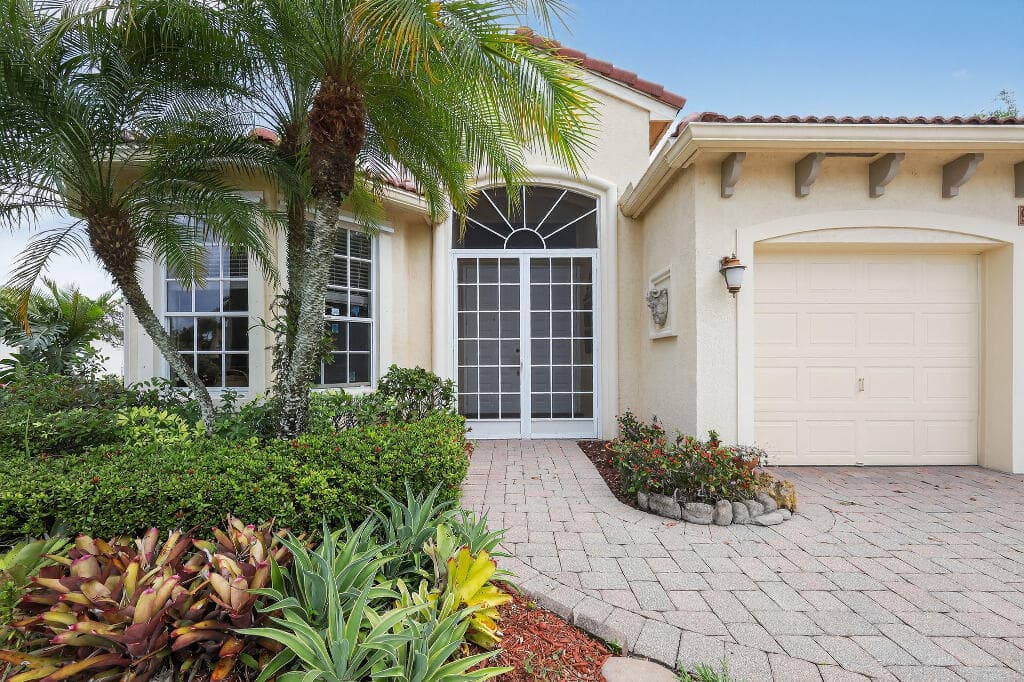 9430 Lantern Bay Circle, West Palm Beach, FL 33411 — photo 1 of 29