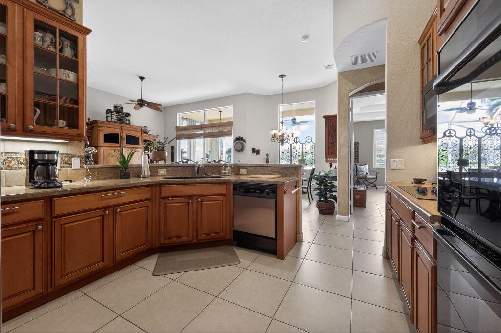 9430 Lantern Bay Circle, West Palm Beach, FL 33411 — photo 11 of 29