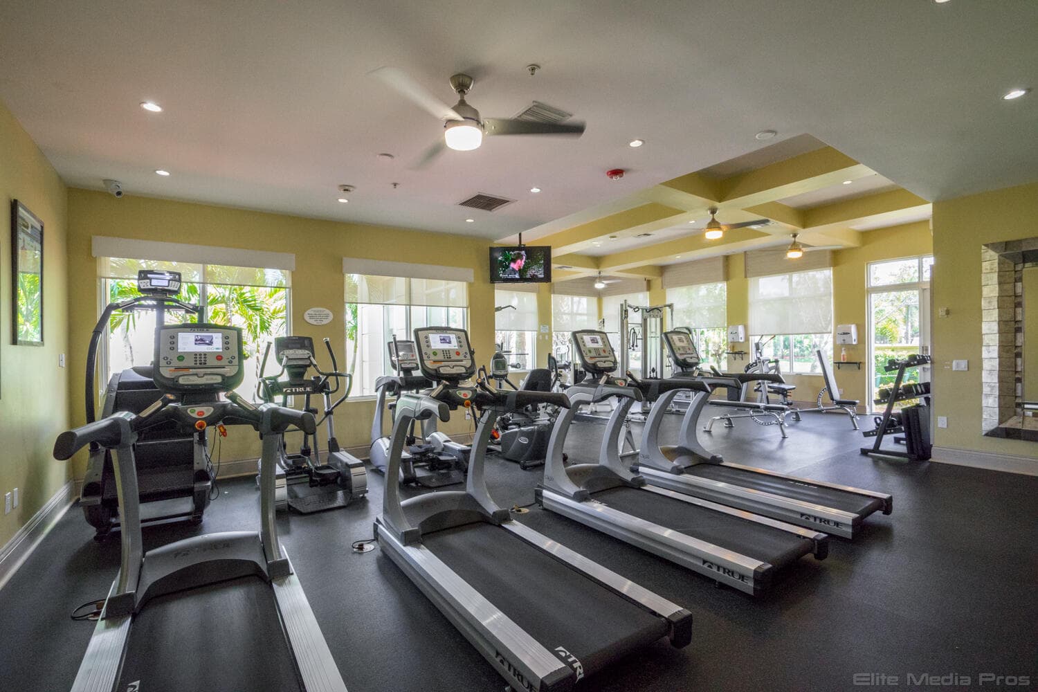 2926 E Fontana Court, Royal Palm Beach, FL 33411 — photo 35 of 36