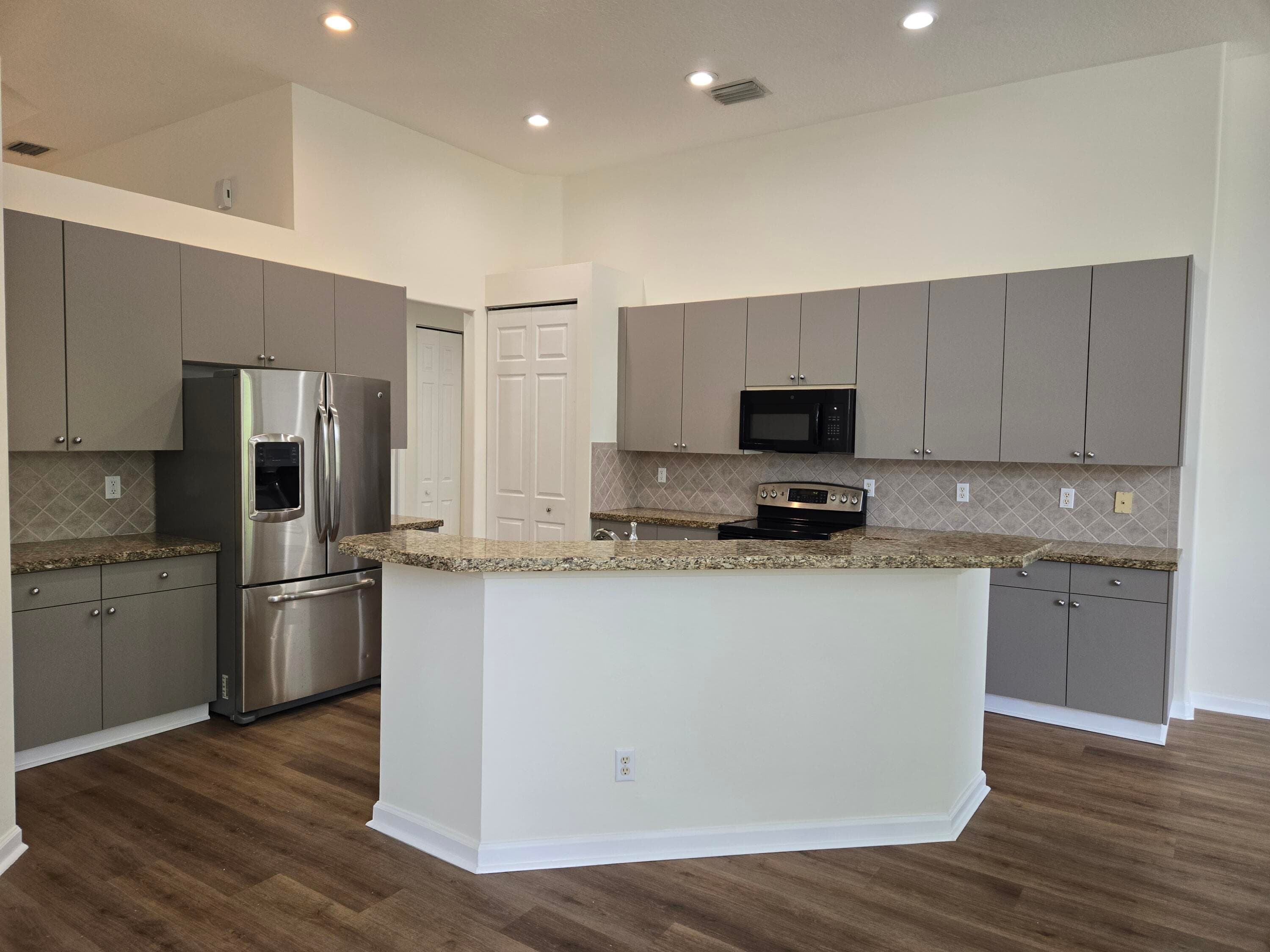 2926 E Fontana Court, Royal Palm Beach, FL 33411 — photo 8 of 36