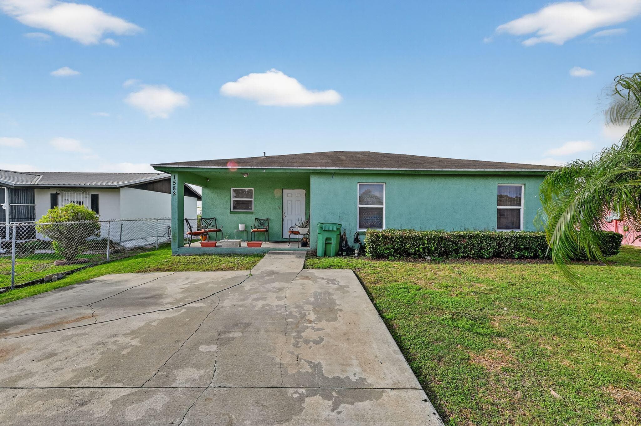 1582 Reverend Jesse Biggs Boulevard, Pahokee, FL 33476 — photo