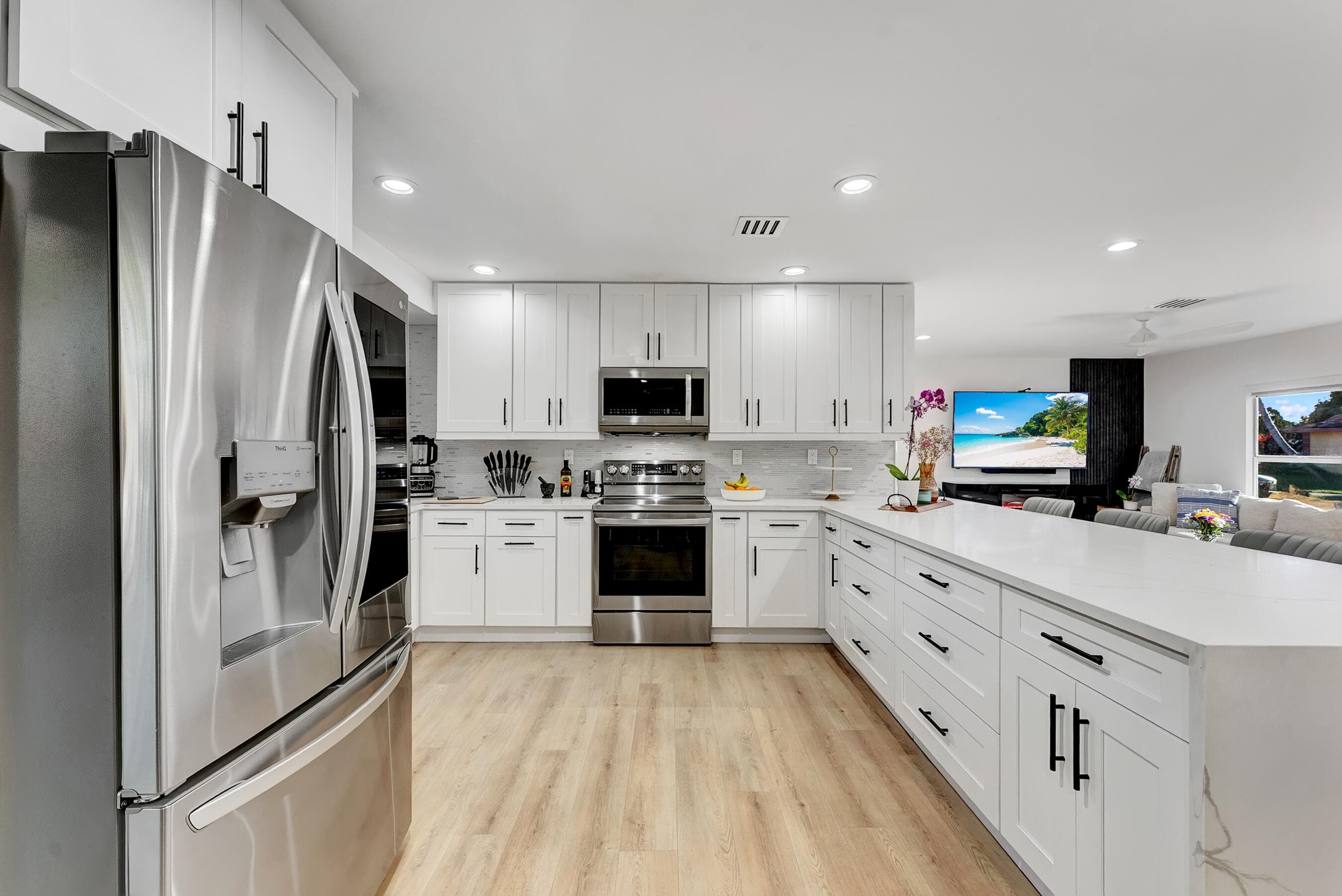 707 W Boulevard Chatelaine, Delray Beach, FL 33445 — photo 33 of 58