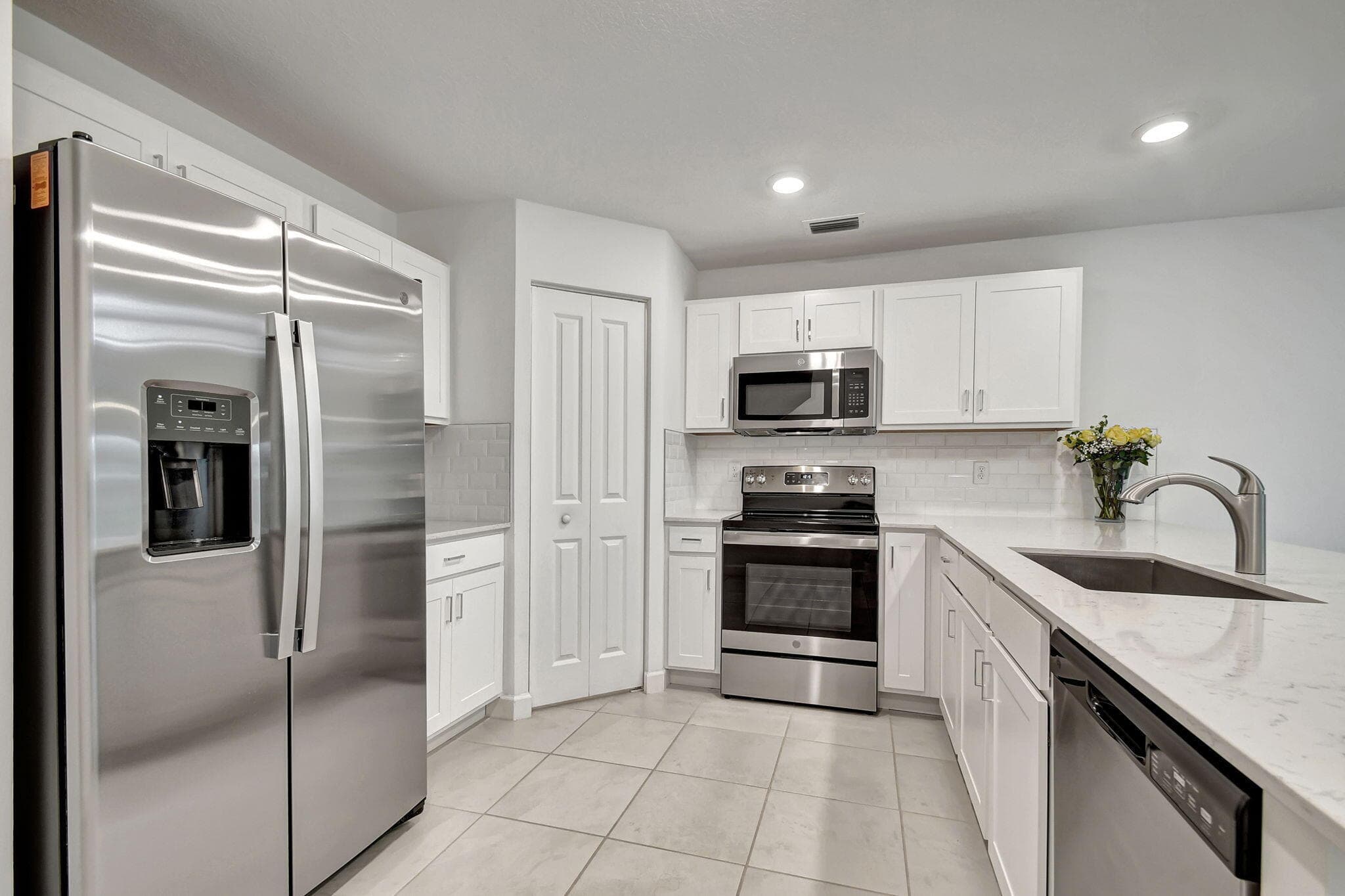 6851 Broadwater Lane, Lake Worth, FL 33467 — photo 2 of 36