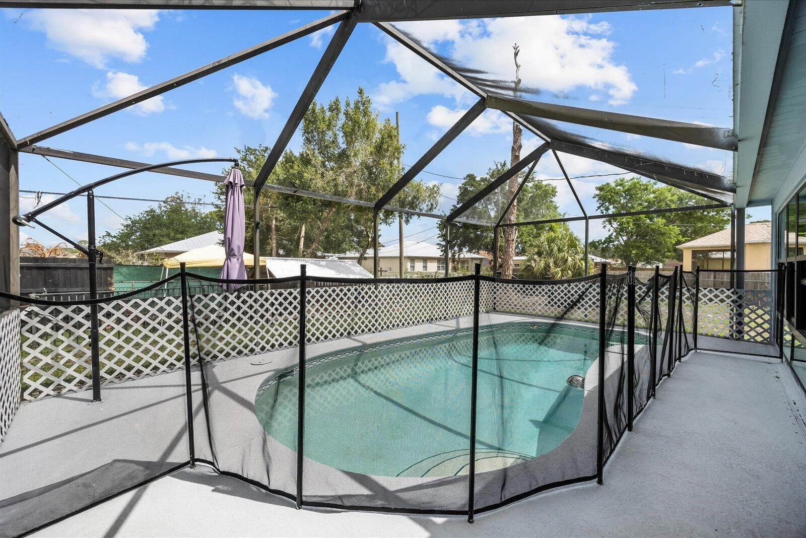 471 NW Sherbrooke Avenue, Port St. Lucie, FL 34983 — photo 32 of 39