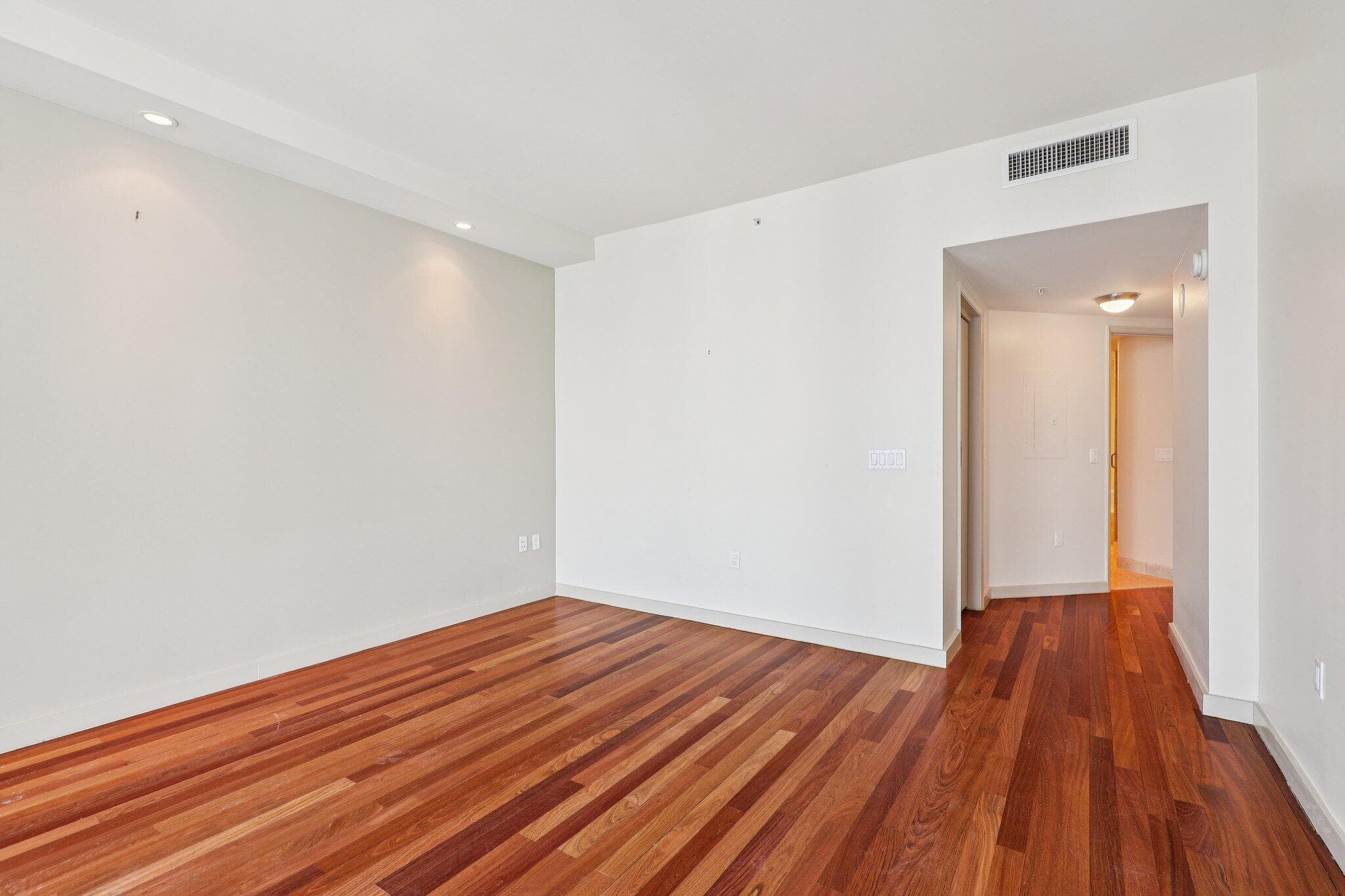 333 Las Olas Way 1507, Fort Lauderdale, FL 33301 — photo 34 of 61