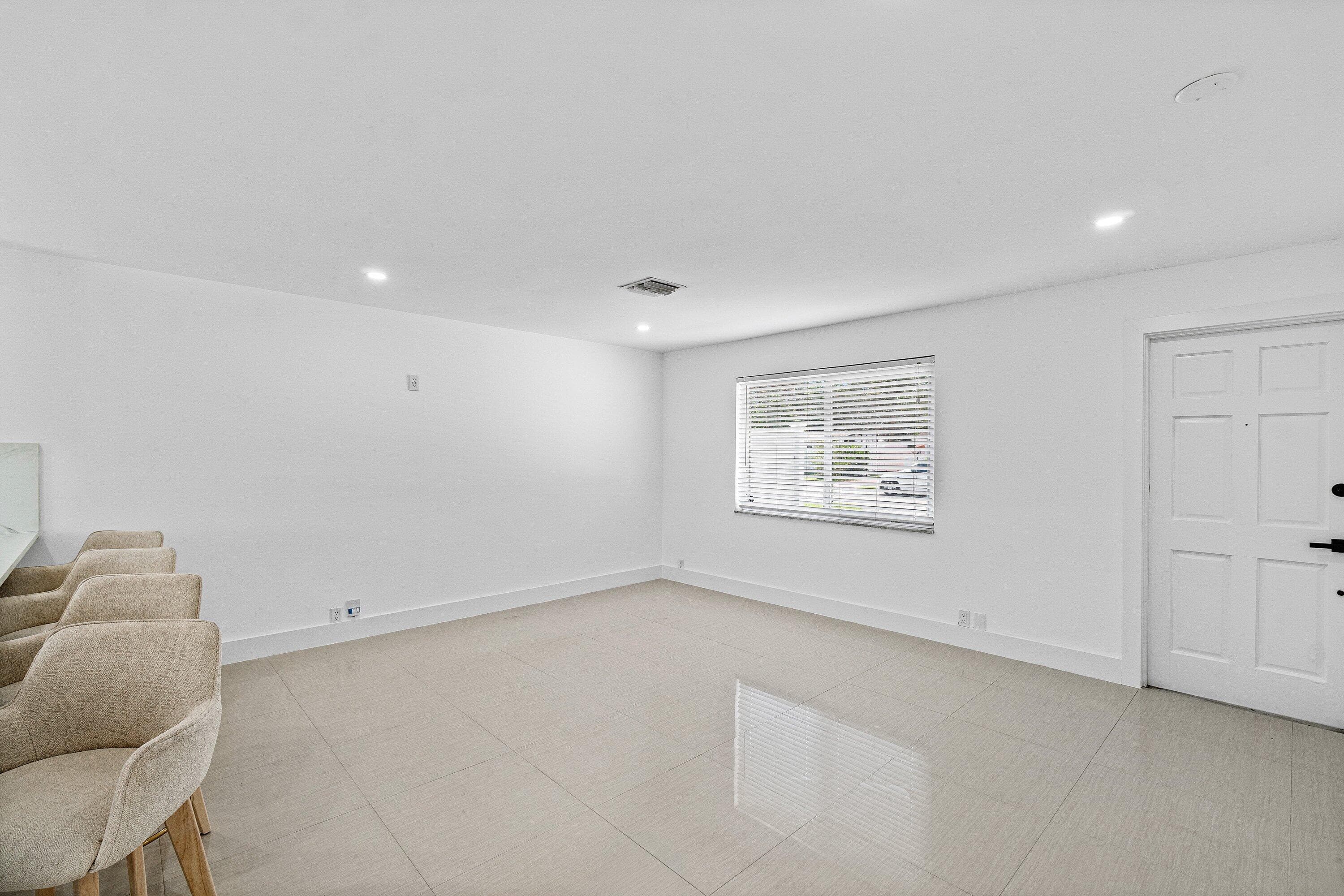 1531 NW 4th Street, Boca Raton, FL 33486 — photo 4 of 34