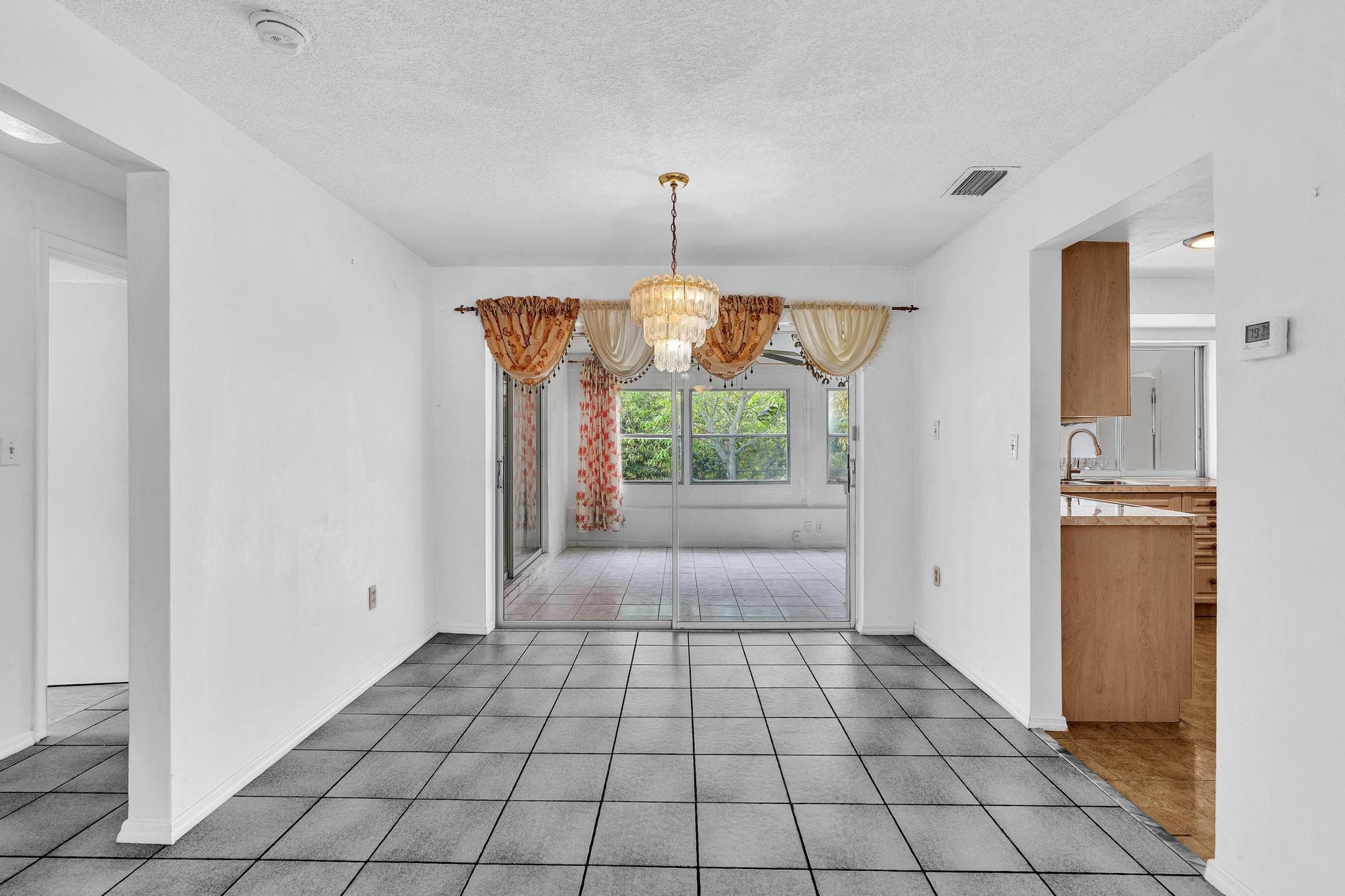 2445 NW 72nd Avenue, Sunrise, FL 33313 — photo 13 of 36