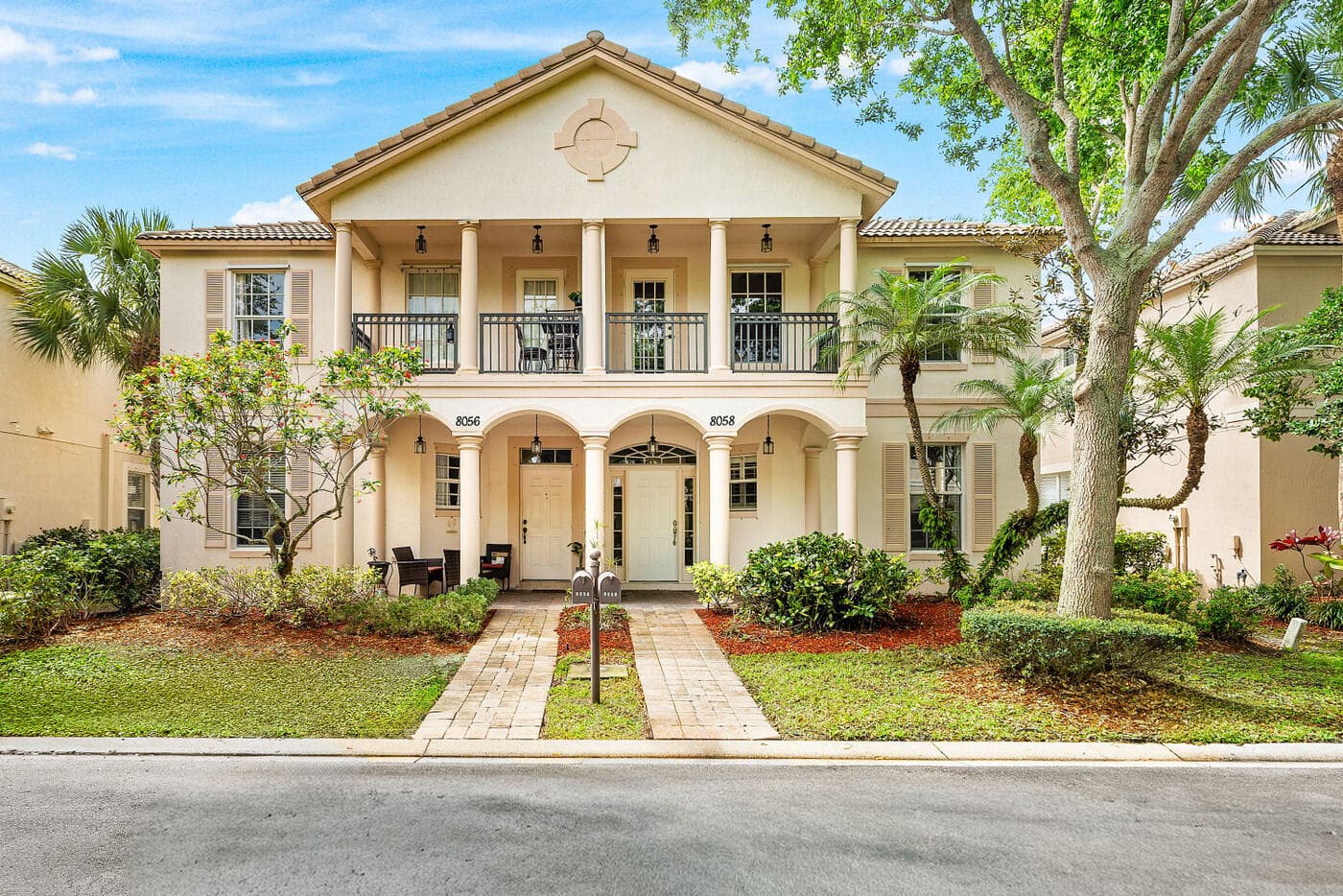 8058 Murano Circle, Palm Beach Gardens, FL 33418 — photo 2 of 42