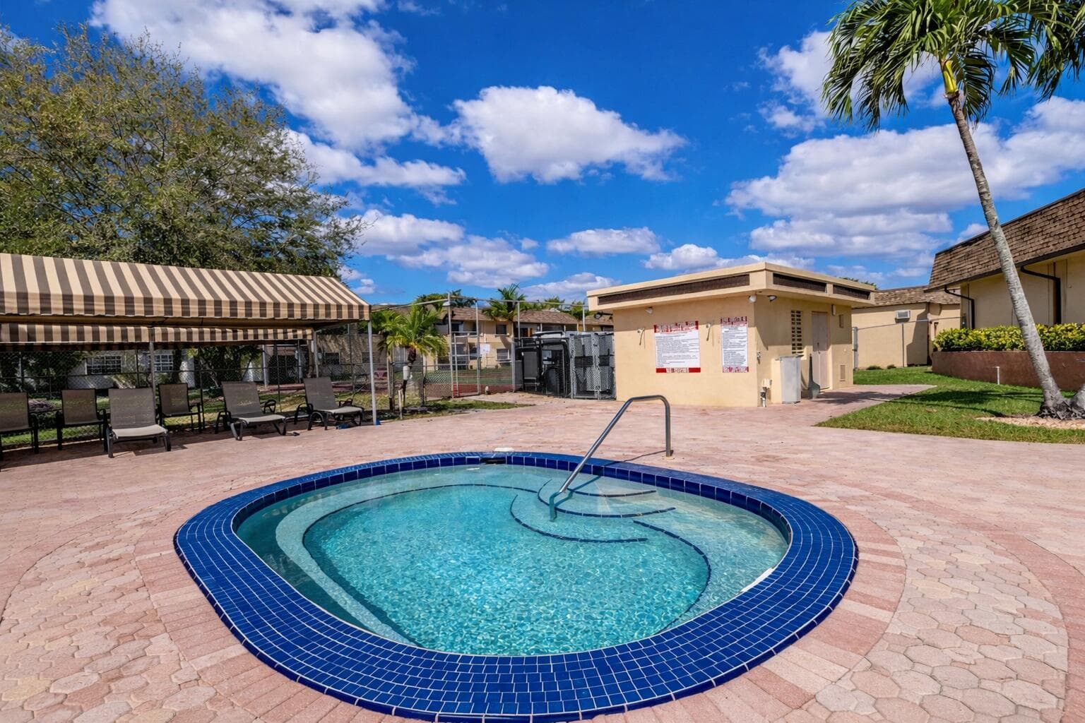 300 Berkley Road 112, Hollywood, FL 33024 — photo 6 of 19
