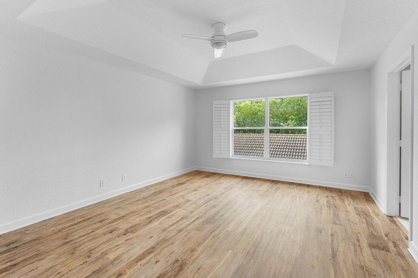 8058 Murano Circle, Palm Beach Gardens, FL 33418 — photo 14 of 42