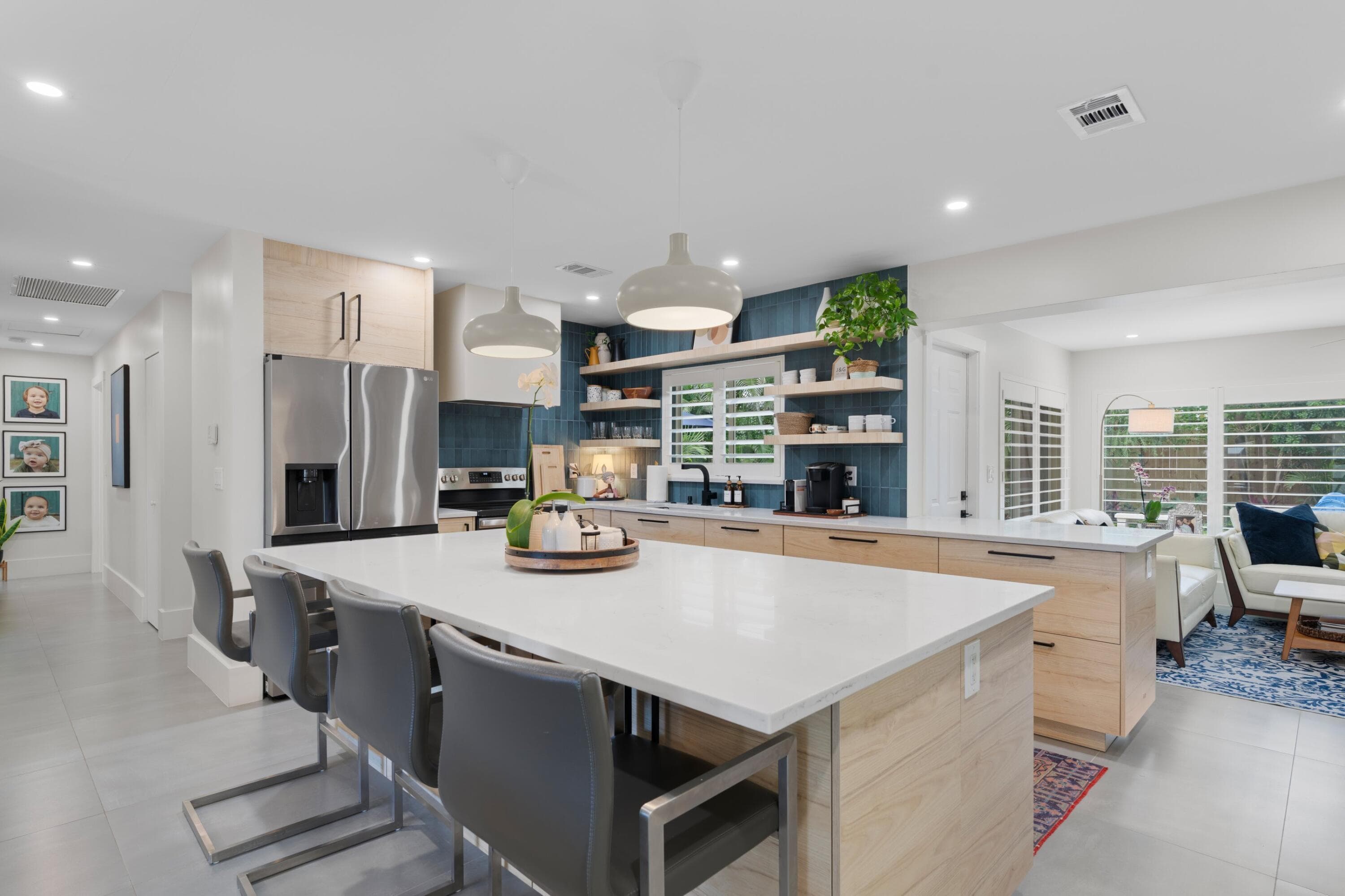 450 NE 5th Circle, Boca Raton, FL 33431 — photo 5 of 46