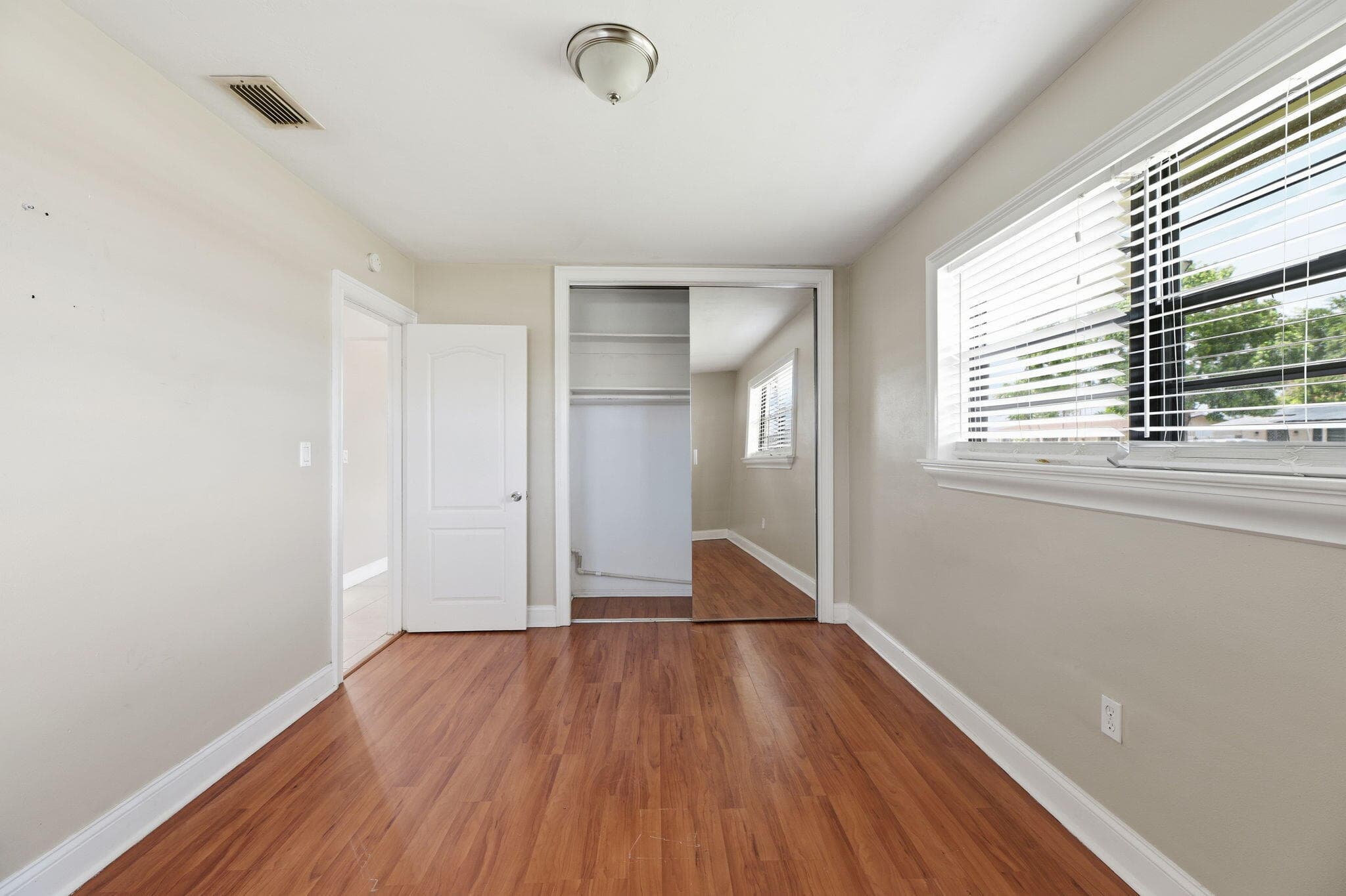 7670 NW 11th Court, Pembroke Pines, FL 33024 — photo 15 of 27