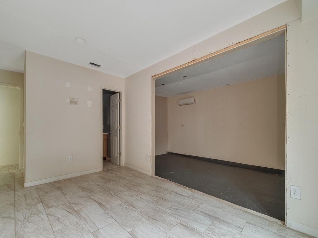 1846 24th Place SW, Vero Beach, FL 32962 — photo 14 of 33