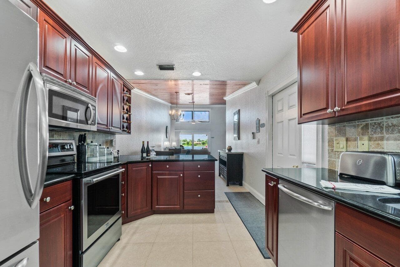 12542 Westhampton Circle, Wellington, FL 33414 — photo 5 of 18