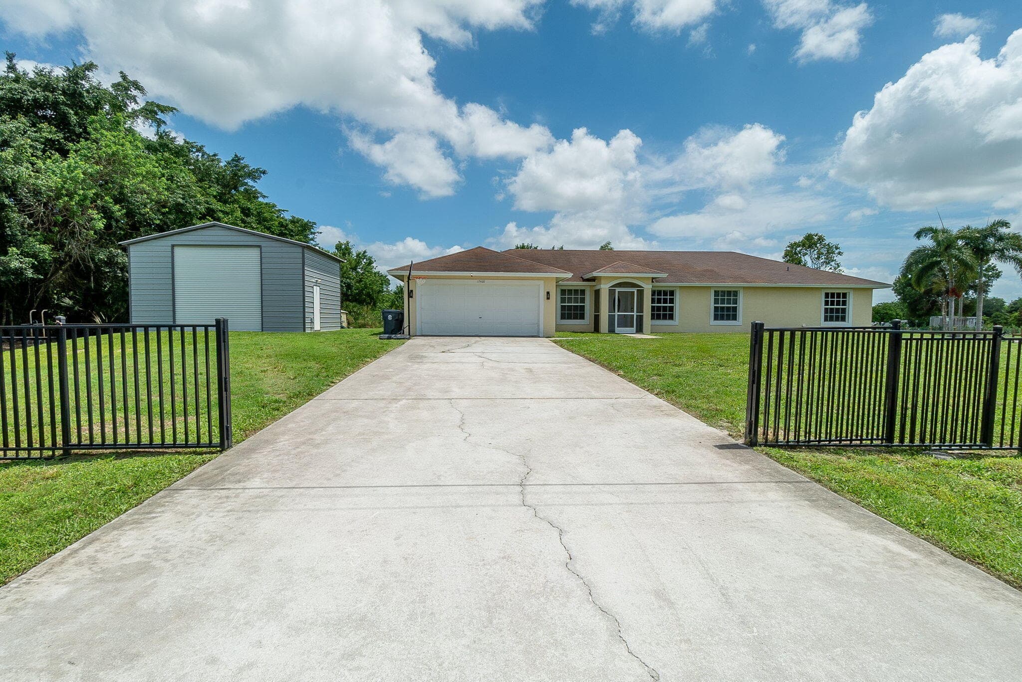 17468 N 38th Rd Road N, The Acreage, FL 33470 — photo