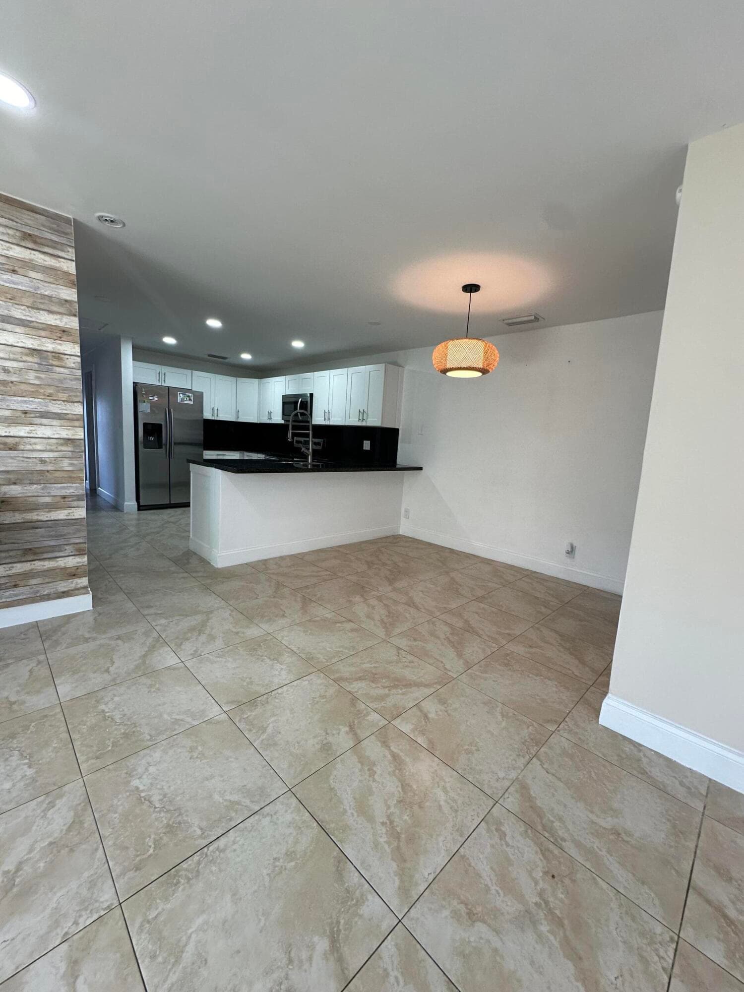 5605 SW 24th Avenue, Fort Lauderdale, FL 33312 — photo 8 of 25